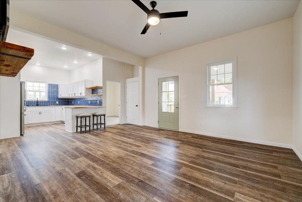 114 Sycamore St, Owensboro, Kentucky 42301, 2 Bedrooms Bedrooms, ,1 BathroomBathrooms,Single Family Residence,For Sale,Sycamore St,91249