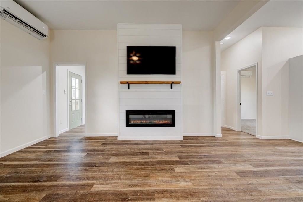 114 Sycamore St, Owensboro, Kentucky 42301, 2 Bedrooms Bedrooms, ,1 BathroomBathrooms,Single Family Residence,For Sale,Sycamore St,91249