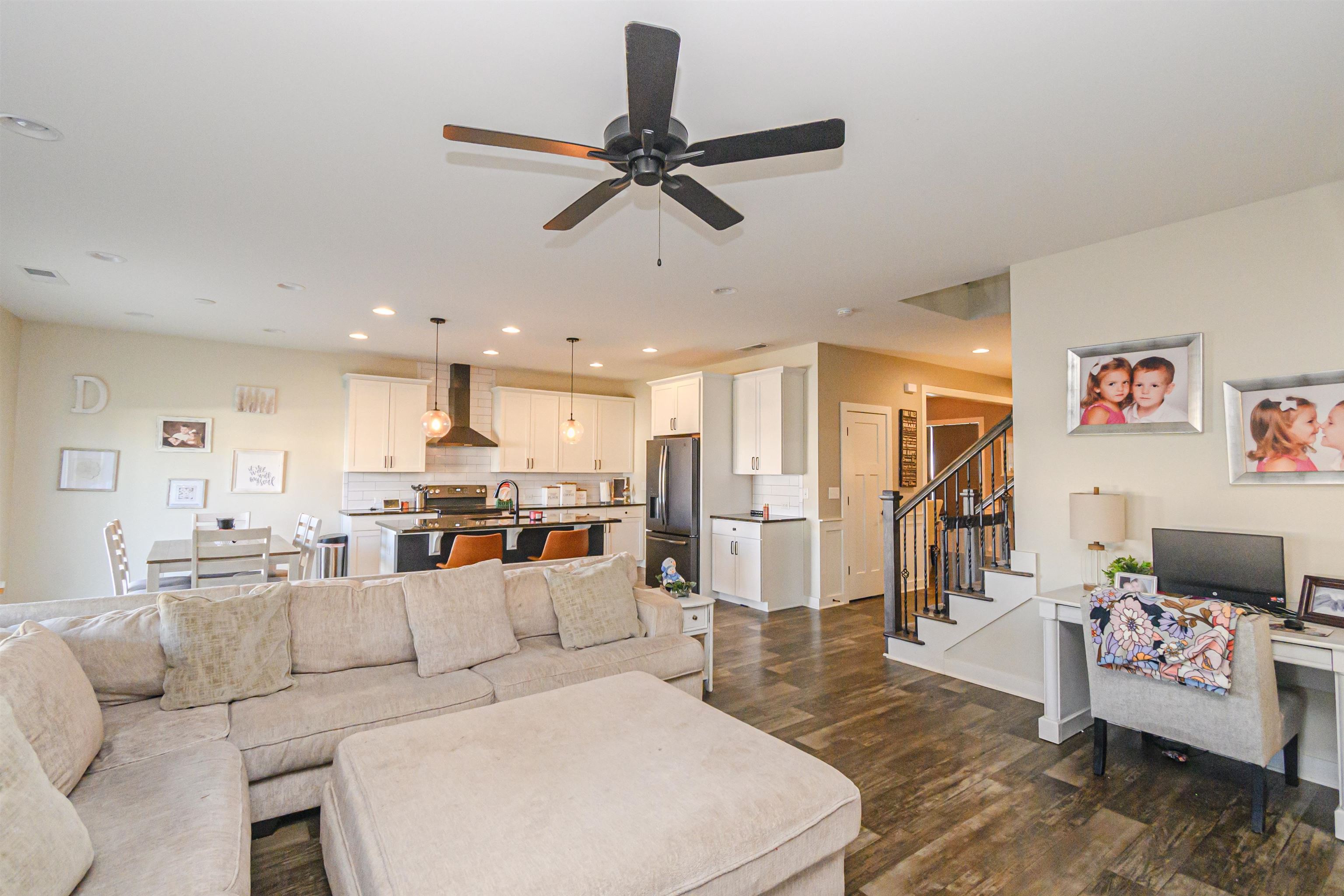 3965 Little Bluestem Dr, Owensboro, Kentucky 42303, 5 Bedrooms Bedrooms, ,2 BathroomsBathrooms,Single Family Residence,For Sale,Little Bluestem Dr,91255