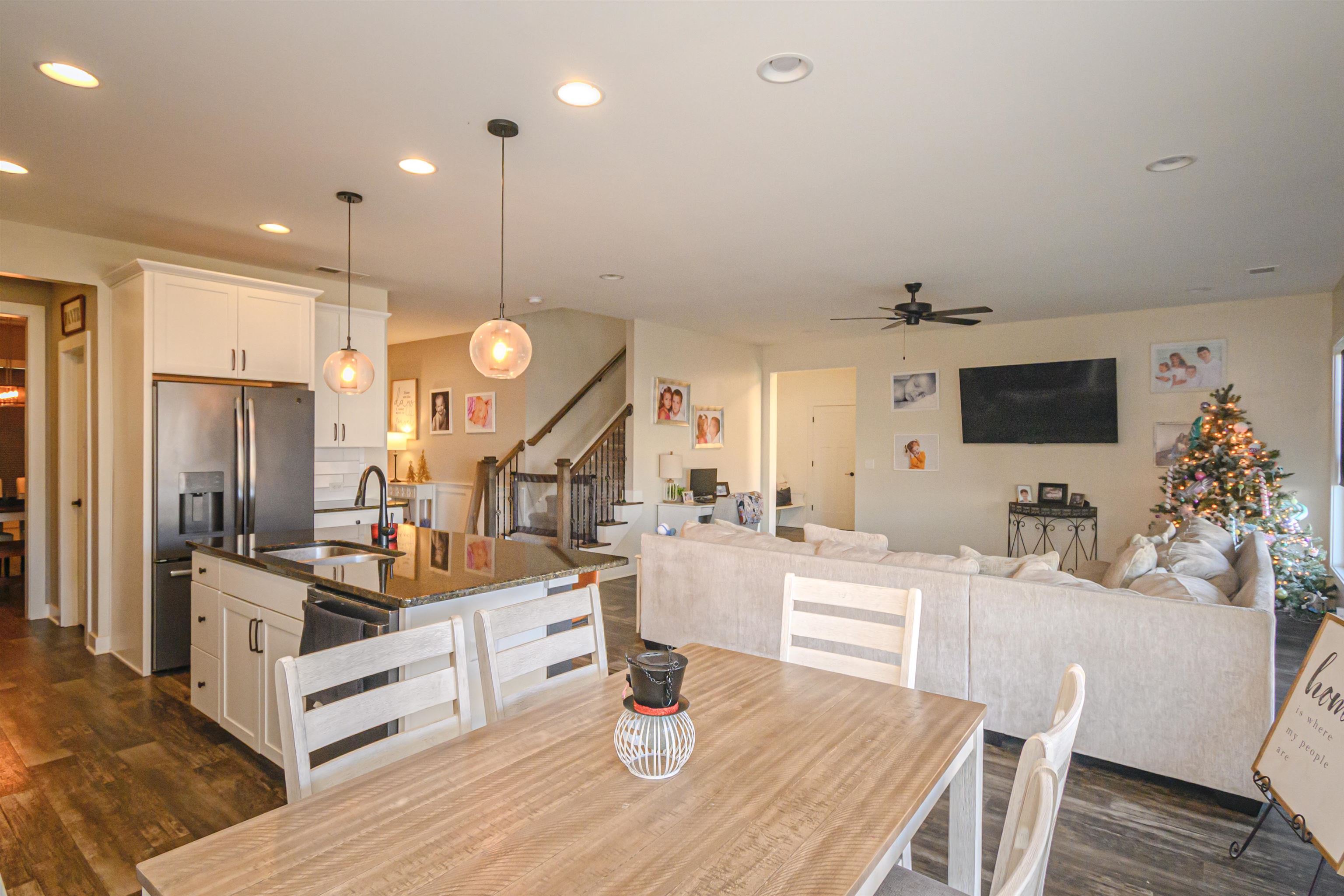 3965 Little Bluestem Dr, Owensboro, Kentucky 42303, 5 Bedrooms Bedrooms, ,2 BathroomsBathrooms,Single Family Residence,For Sale,Little Bluestem Dr,91255