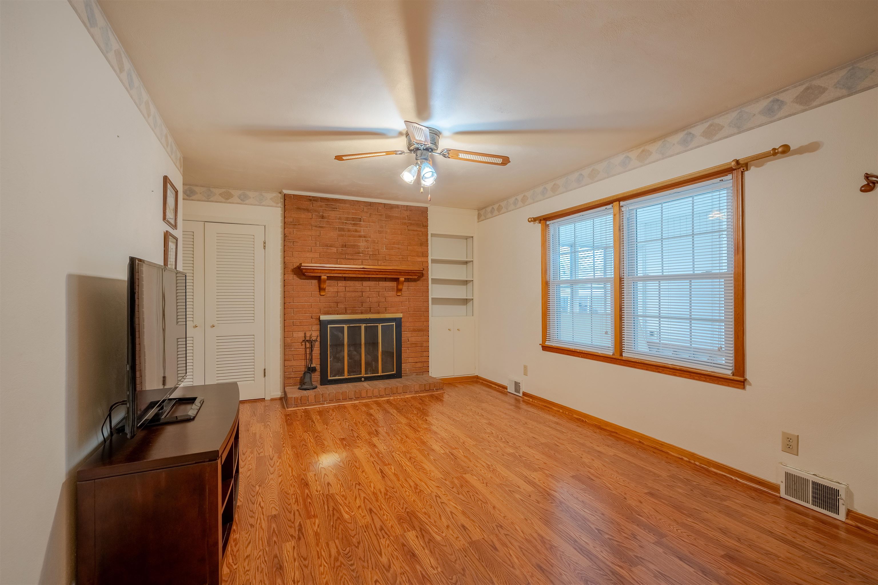 2175 Stratford Dr, Owensboro, Kentucky 42301, 3 Bedrooms Bedrooms, ,2 BathroomsBathrooms,Single Family Residence,For Sale,Stratford Dr,91257