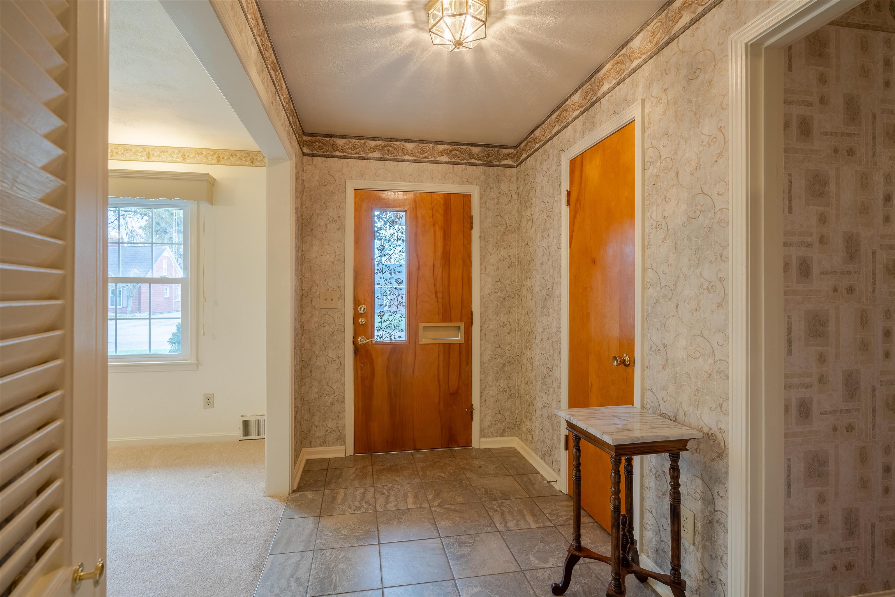 2175 Stratford Dr, Owensboro, Kentucky 42301, 3 Bedrooms Bedrooms, ,2 BathroomsBathrooms,Single Family Residence,For Sale,Stratford Dr,91257