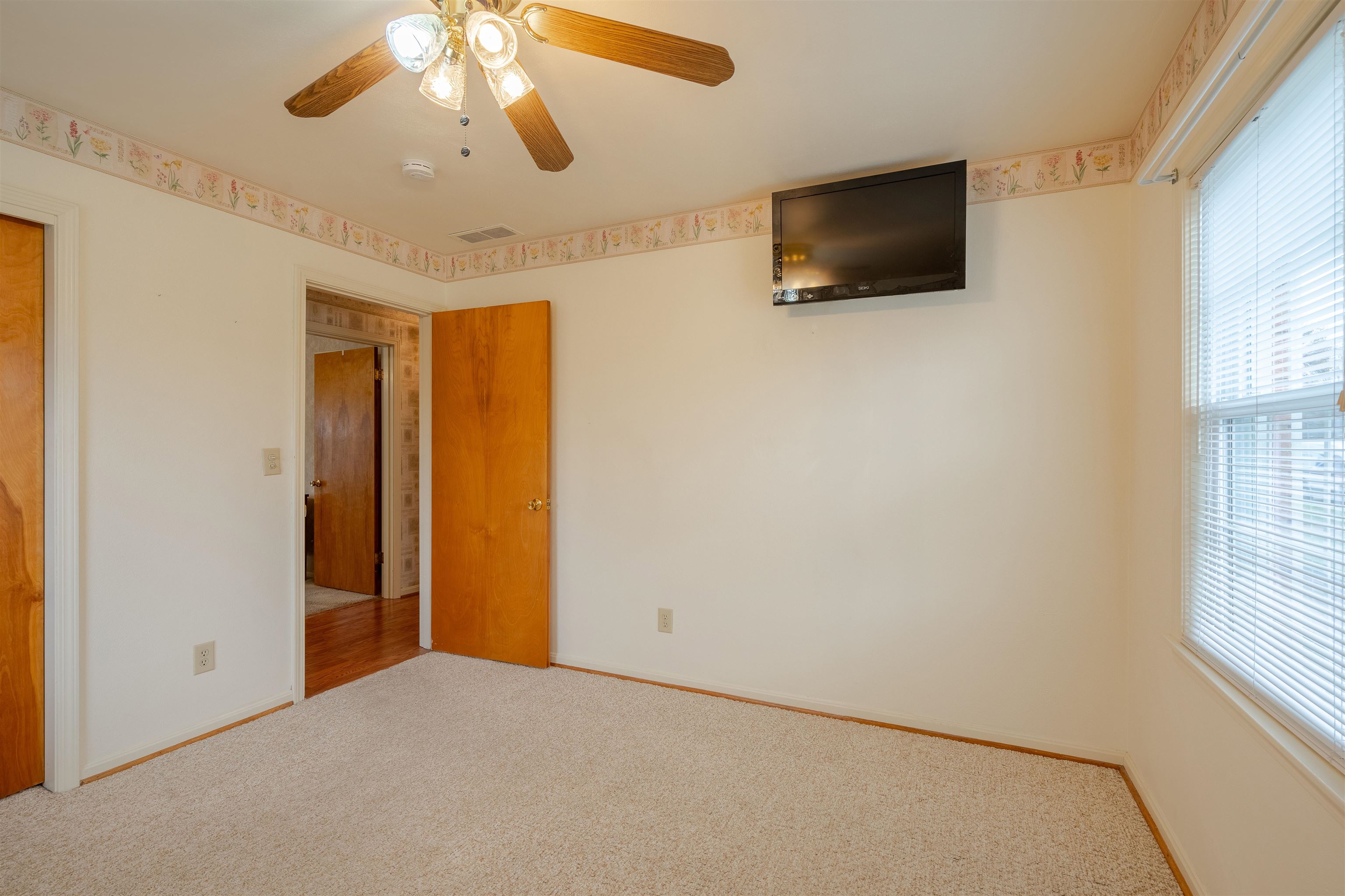 2175 Stratford Dr, Owensboro, Kentucky 42301, 3 Bedrooms Bedrooms, ,2 BathroomsBathrooms,Single Family Residence,For Sale,Stratford Dr,91257