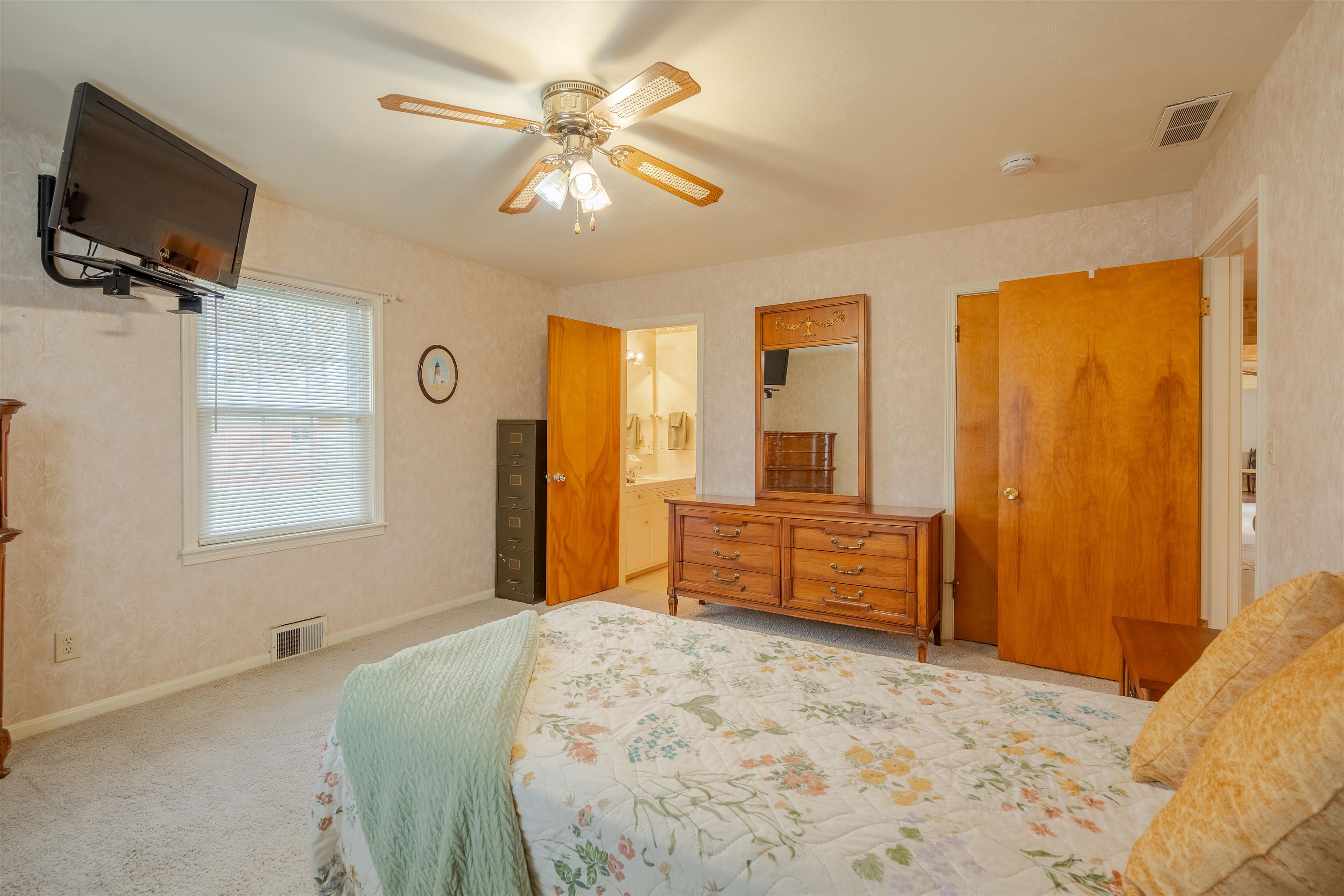 2175 Stratford Dr, Owensboro, Kentucky 42301, 3 Bedrooms Bedrooms, ,2 BathroomsBathrooms,Single Family Residence,For Sale,Stratford Dr,91257