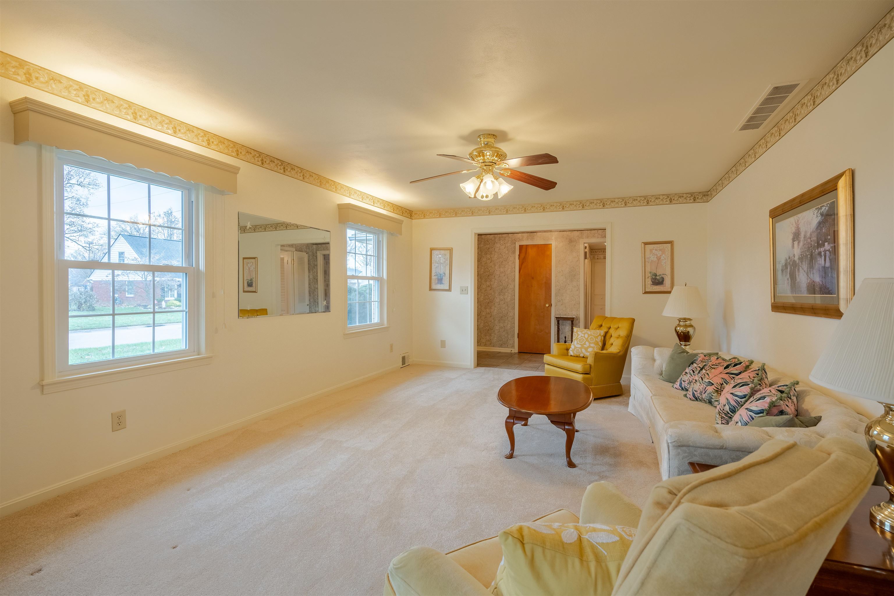 2175 Stratford Dr, Owensboro, Kentucky 42301, 3 Bedrooms Bedrooms, ,2 BathroomsBathrooms,Single Family Residence,For Sale,Stratford Dr,91257
