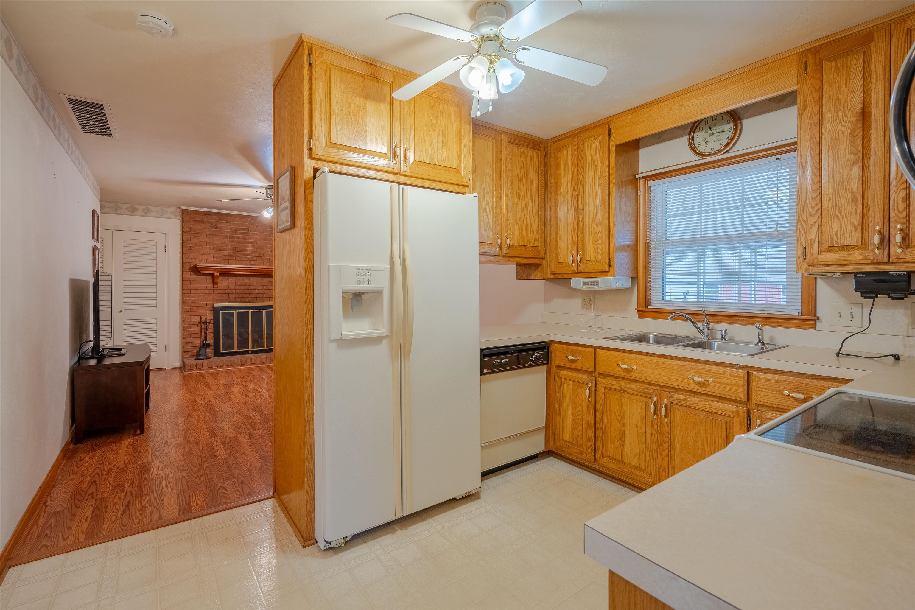 2175 Stratford Dr, Owensboro, Kentucky 42301, 3 Bedrooms Bedrooms, ,2 BathroomsBathrooms,Single Family Residence,For Sale,Stratford Dr,91257