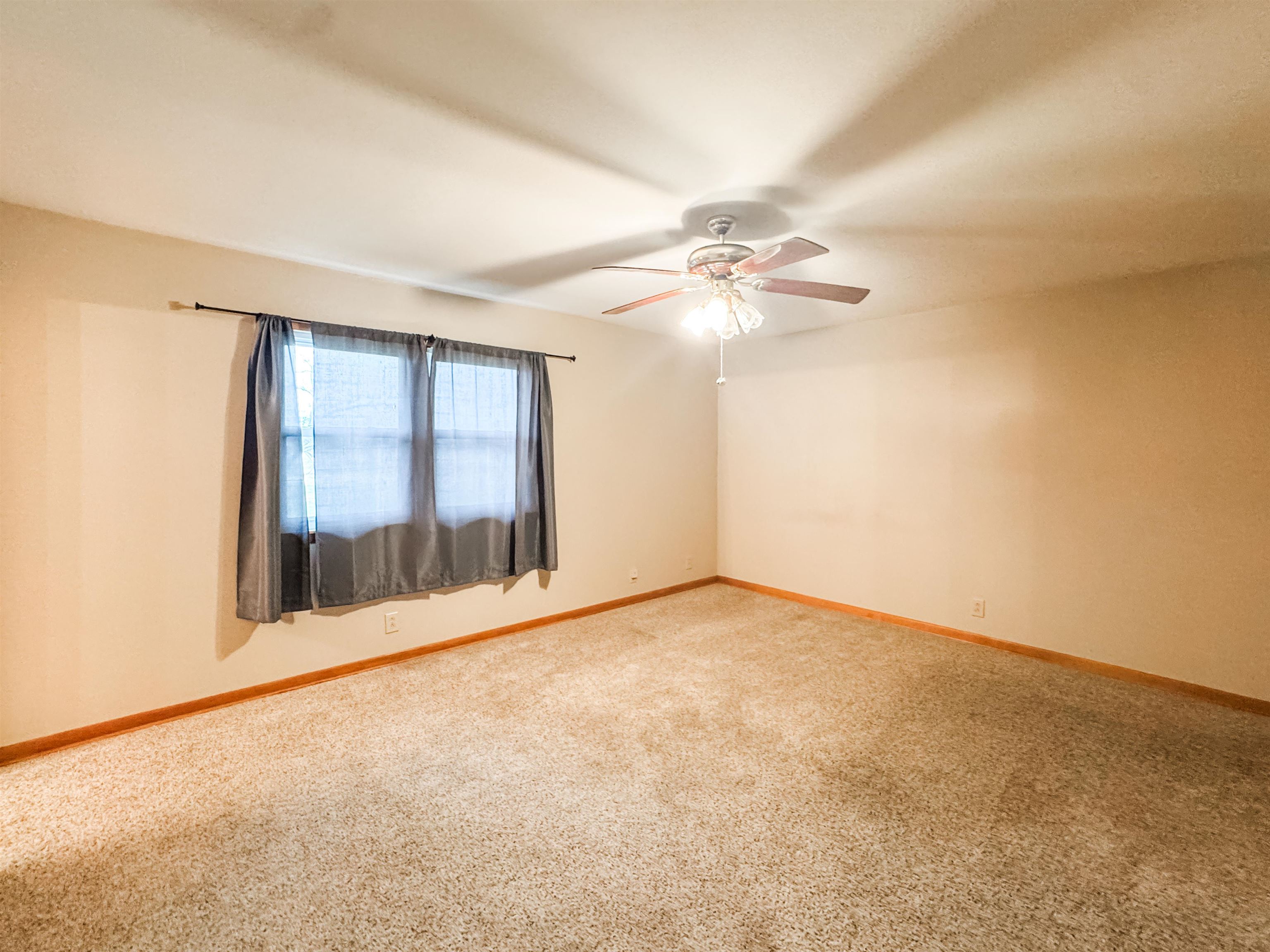 1316 Old Main St, Hartford, Kentucky 42347, 4 Bedrooms Bedrooms, ,2 BathroomsBathrooms,Ranch,For Sale,Old Main St,91264