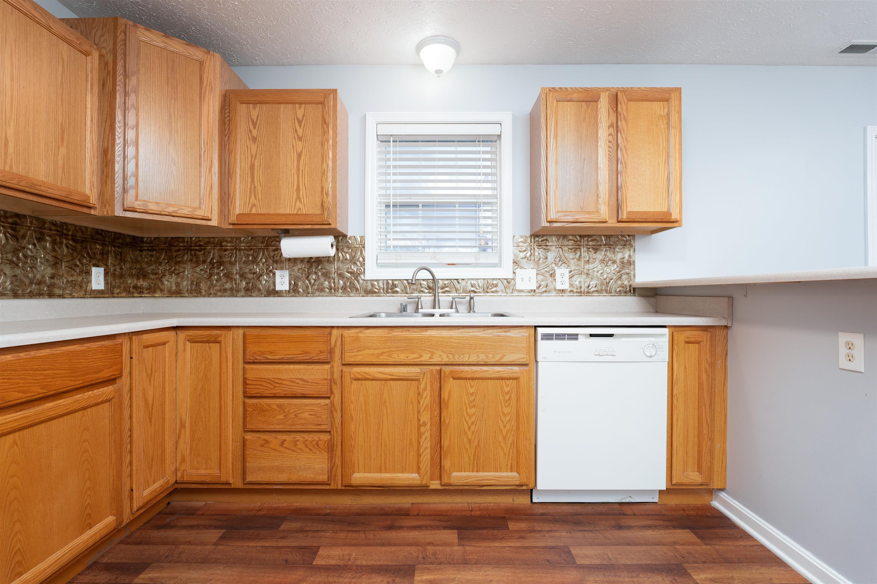170 Partridge Loop, Owensboro, Kentucky 42301, 3 Bedrooms Bedrooms, ,2 BathroomsBathrooms,Single Family Residence,For Sale,Partridge Loop,91266