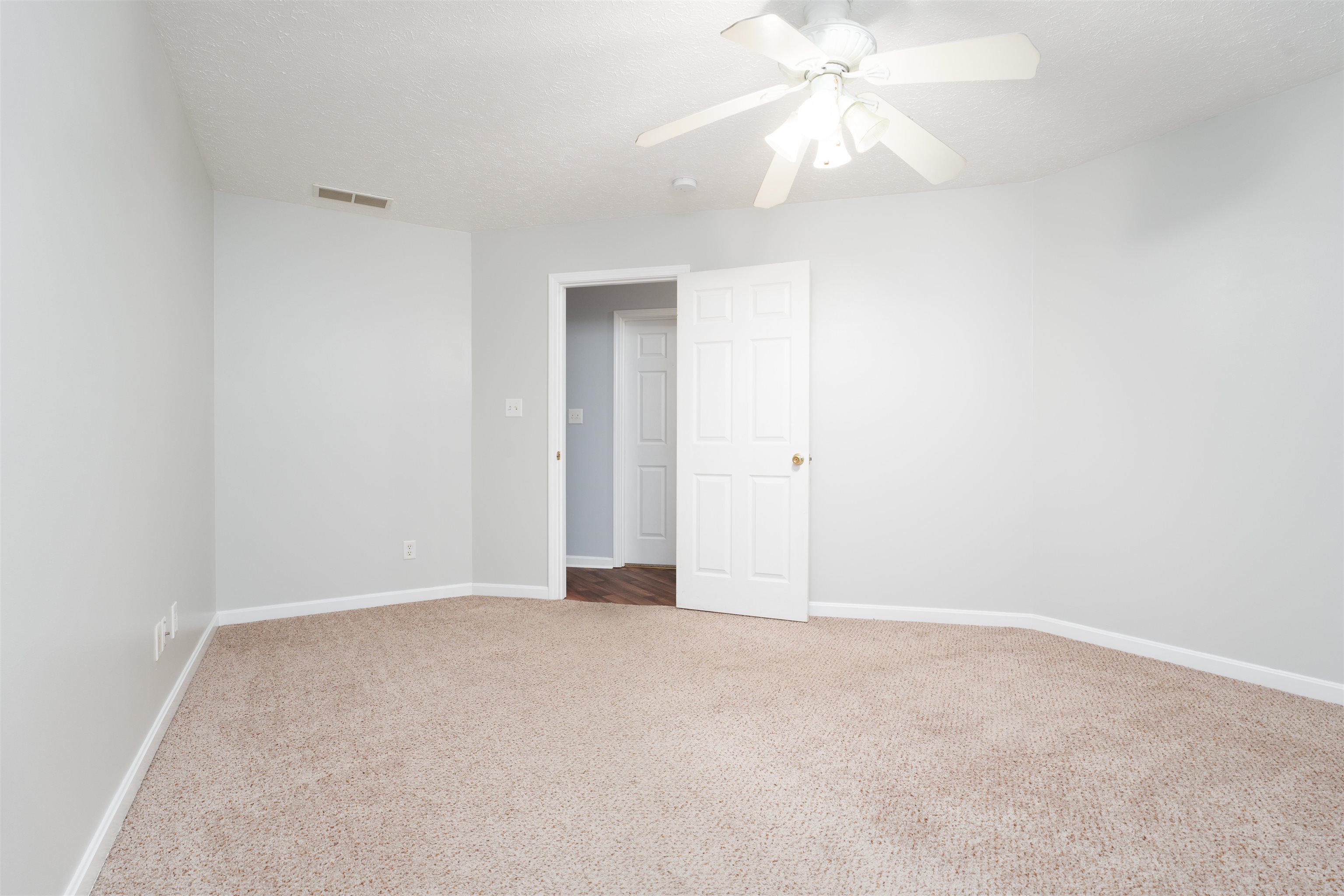 170 Partridge Loop, Owensboro, Kentucky 42301, 3 Bedrooms Bedrooms, ,2 BathroomsBathrooms,Single Family Residence,For Sale,Partridge Loop,91266