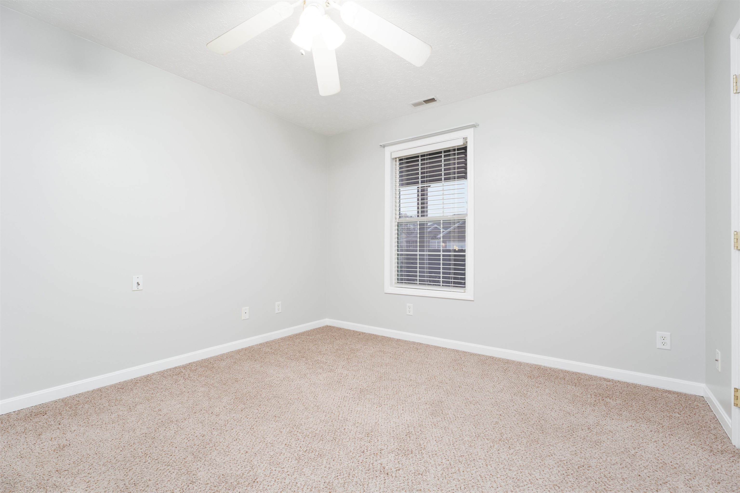 170 Partridge Loop, Owensboro, Kentucky 42301, 3 Bedrooms Bedrooms, ,2 BathroomsBathrooms,Single Family Residence,For Sale,Partridge Loop,91266