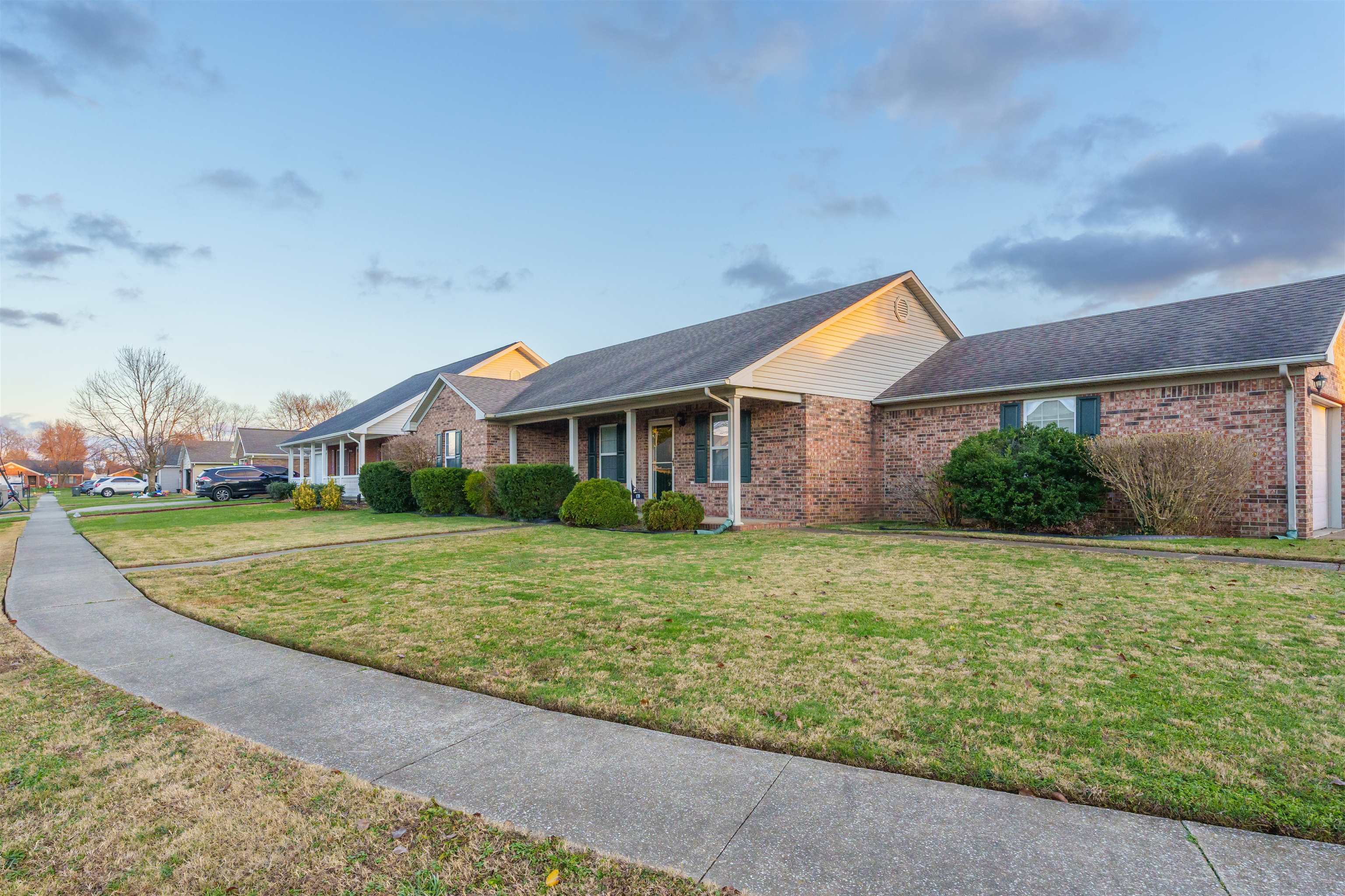170 Partridge Loop, Owensboro, Kentucky 42301, 3 Bedrooms Bedrooms, ,2 BathroomsBathrooms,Single Family Residence,For Sale,Partridge Loop,91266