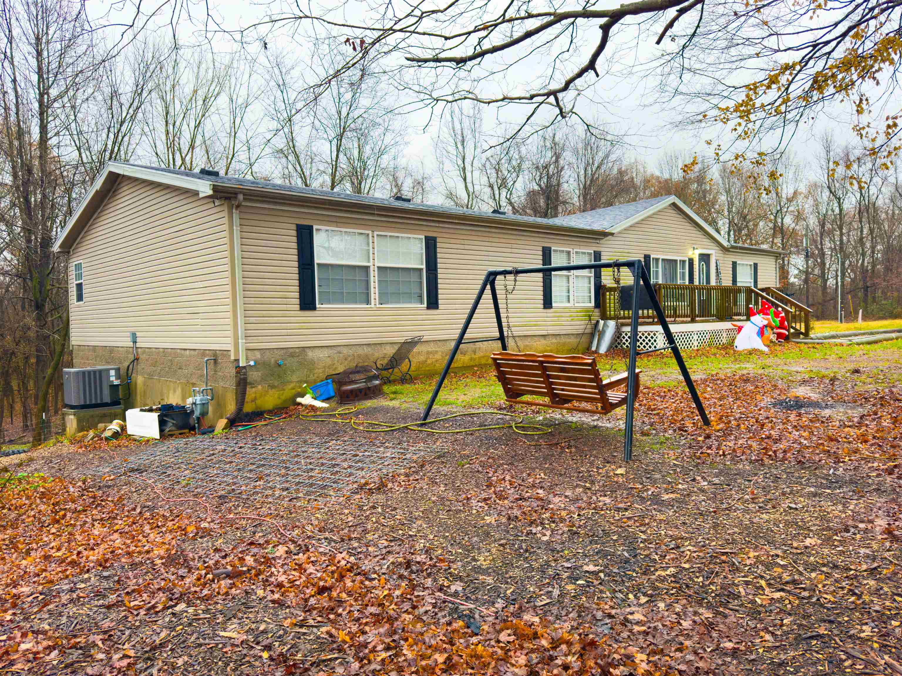 909 Sand Hill Rd, Livermore, Kentucky 42352, 3 Bedrooms Bedrooms, ,2 BathroomsBathrooms,Single Family Residence,For Sale,Sand Hill Rd,91268