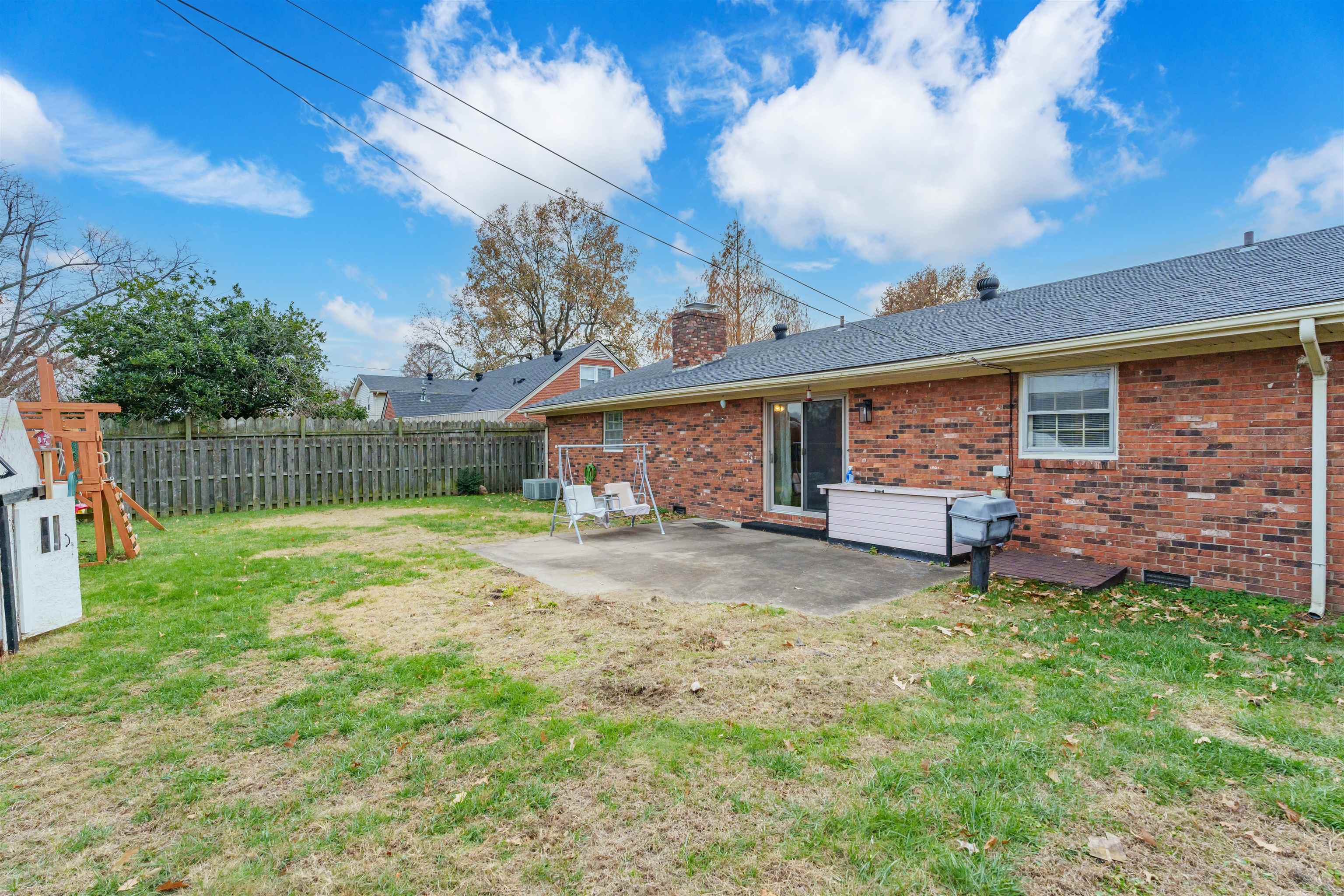 3839 Bowlds Court, Owensboro, Kentucky 42301, 3 Bedrooms Bedrooms, ,2 BathroomsBathrooms,Single Family Residence,For Sale,Bowlds Court,91269