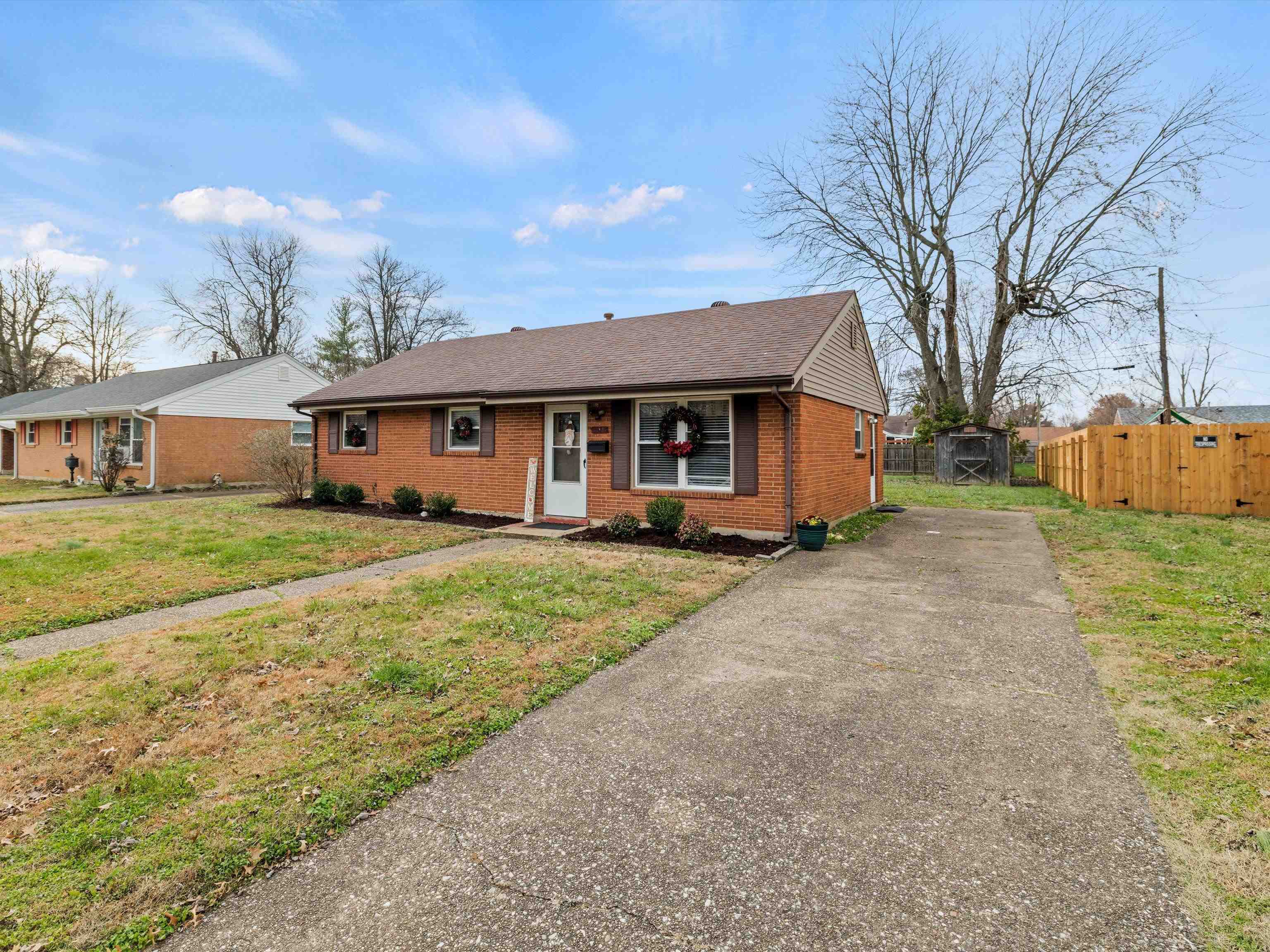 3818 Shelly Drive, Owensboro, Kentucky 42301, 3 Bedrooms Bedrooms, ,1 BathroomBathrooms,Single Family Residence,For Sale,Shelly Drive,91271