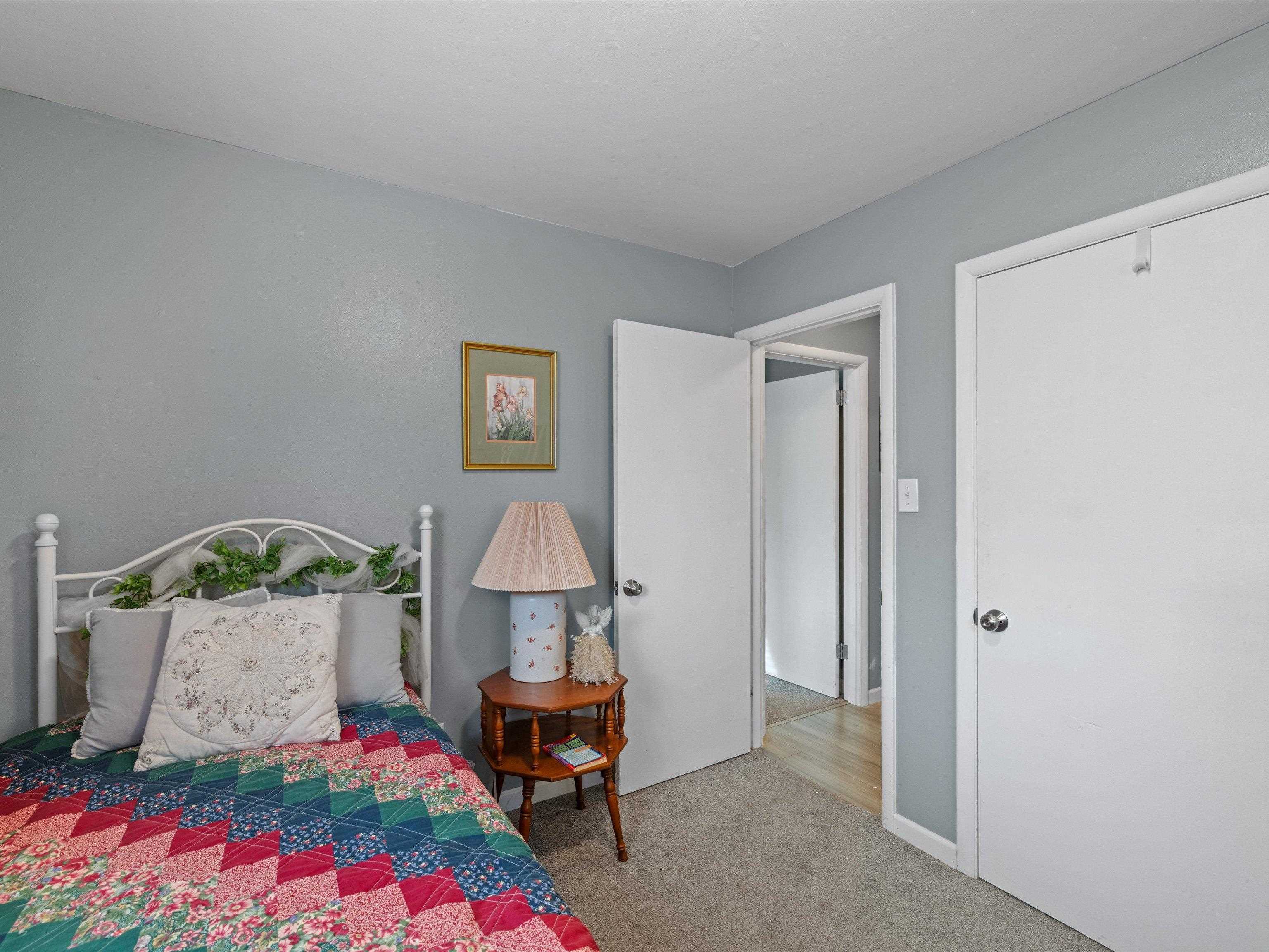 3818 Shelly Drive, Owensboro, Kentucky 42301, 3 Bedrooms Bedrooms, ,1 BathroomBathrooms,Single Family Residence,For Sale,Shelly Drive,91271