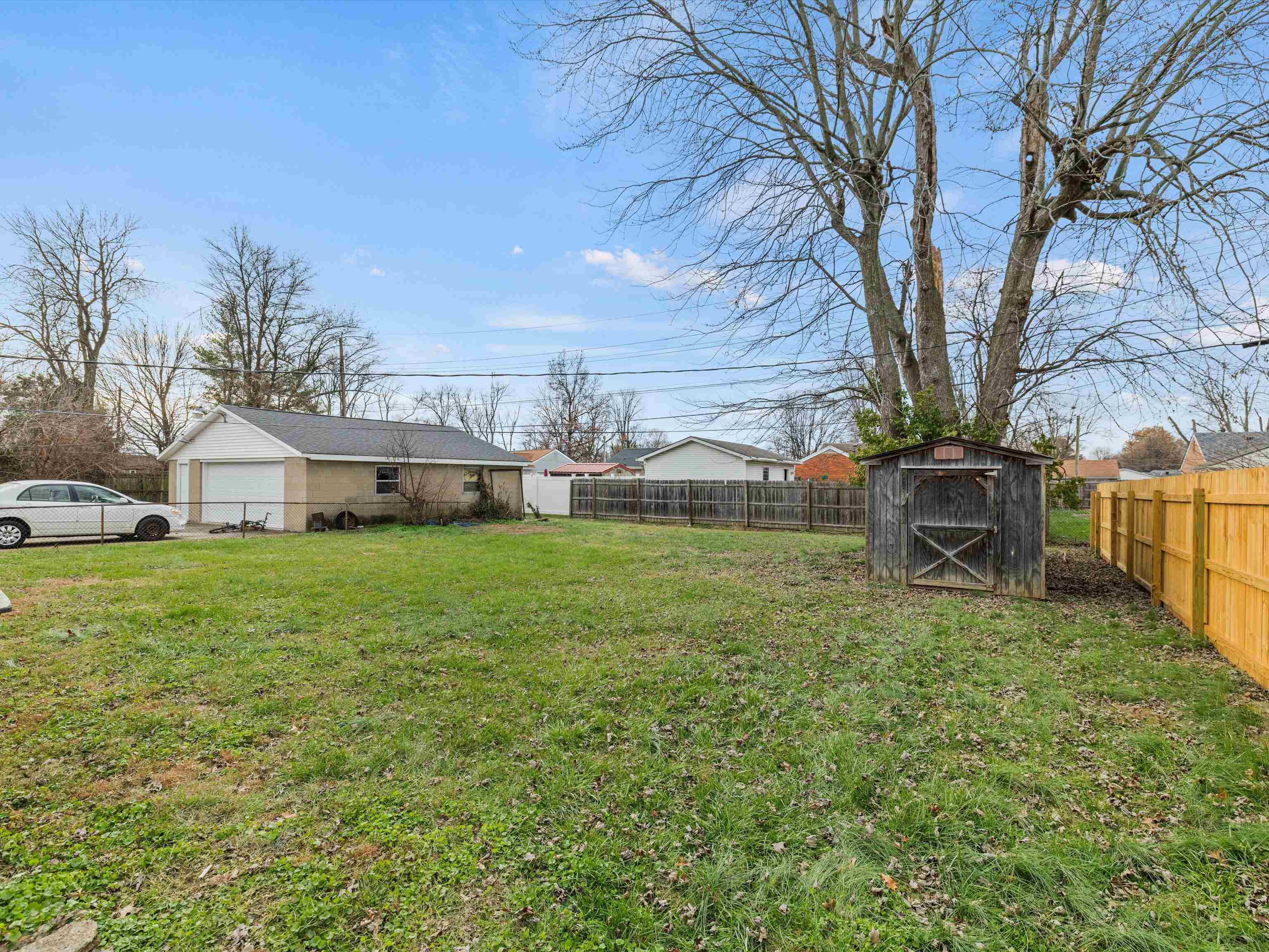 3818 Shelly Drive, Owensboro, Kentucky 42301, 3 Bedrooms Bedrooms, ,1 BathroomBathrooms,Single Family Residence,For Sale,Shelly Drive,91271