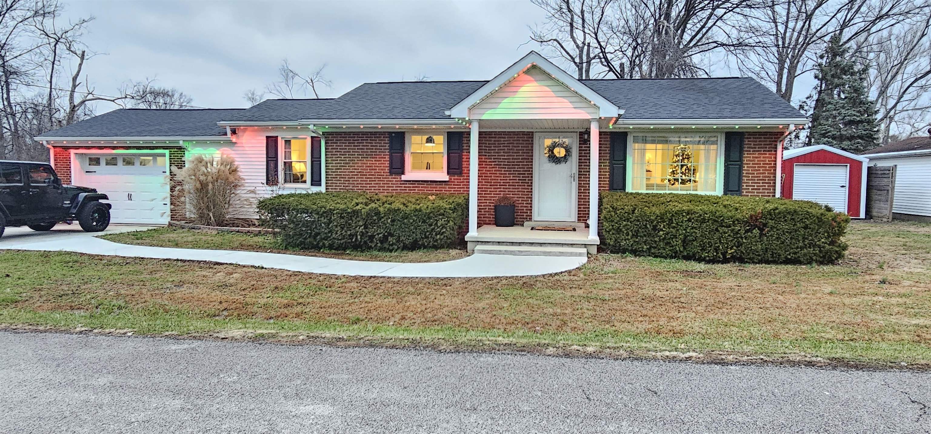 7044 Abell Lane, NEWBURGH, Indiana 47630, 4 Bedrooms Bedrooms, ,2 BathroomsBathrooms,Single Family Residence,For Sale,Abell Lane,91283