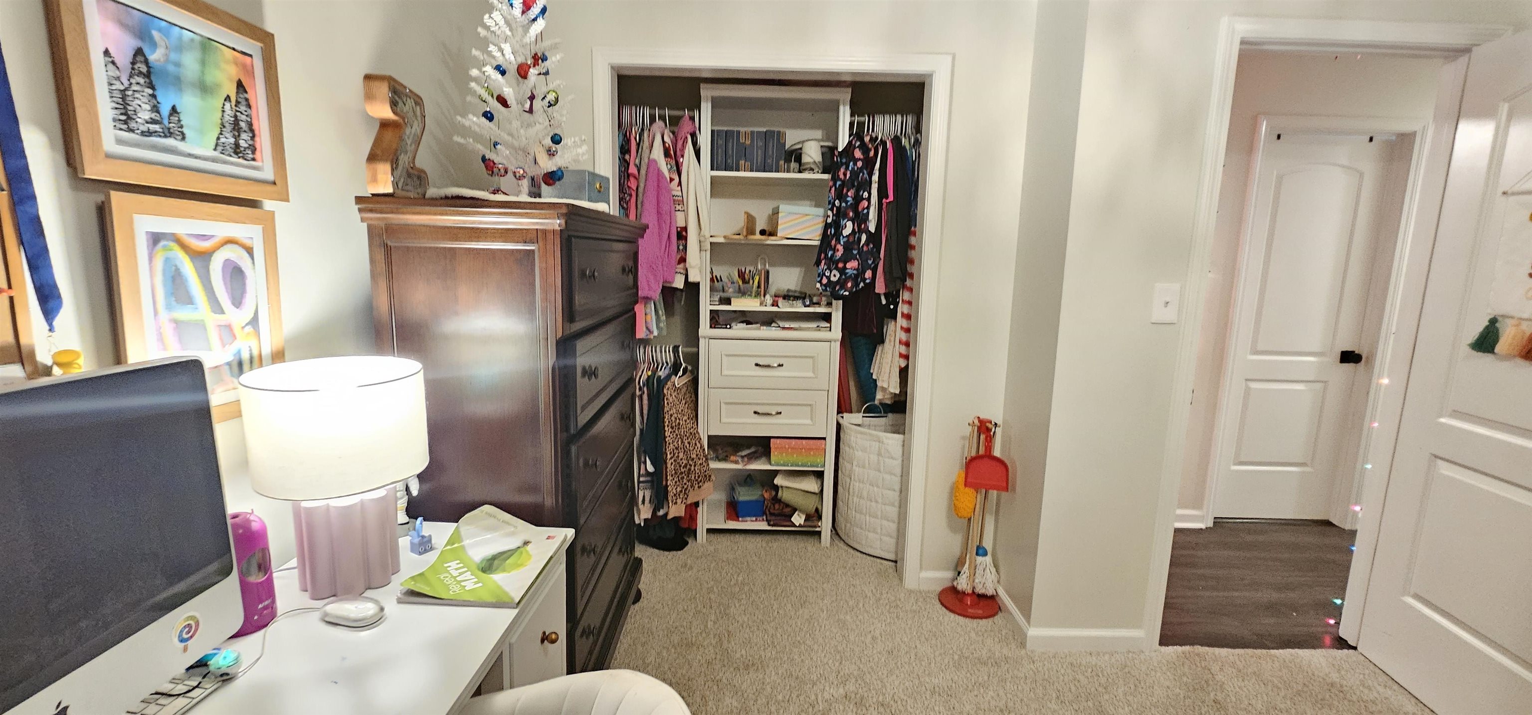 7044 Abell Lane, NEWBURGH, Indiana 47630, 4 Bedrooms Bedrooms, ,2 BathroomsBathrooms,Single Family Residence,For Sale,Abell Lane,91283