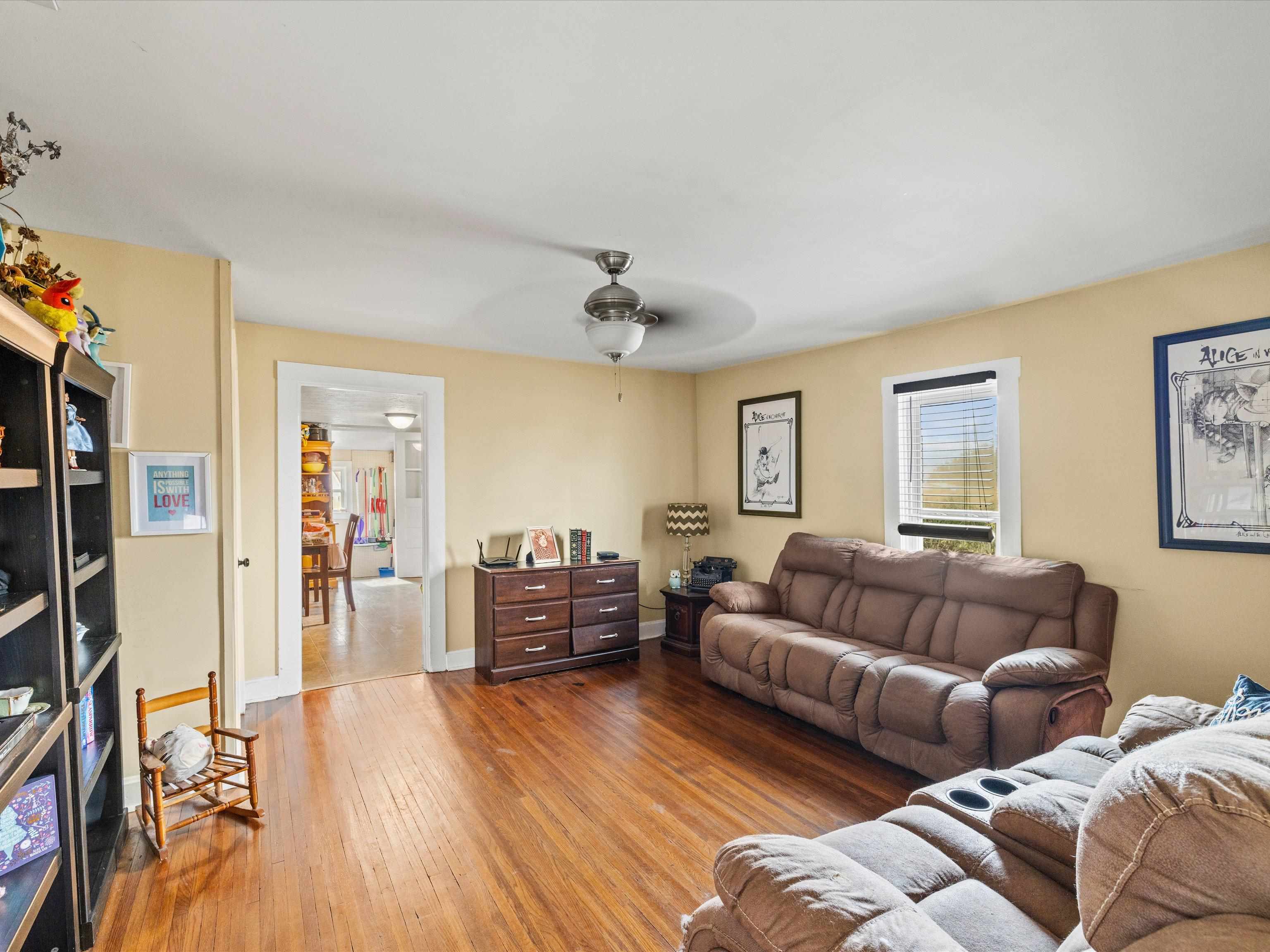2340 Hayden Road, Owensboro, Kentucky 42303, 3 Bedrooms Bedrooms, ,1 BathroomBathrooms,Single Family Residence,For Sale,Hayden Road,91285