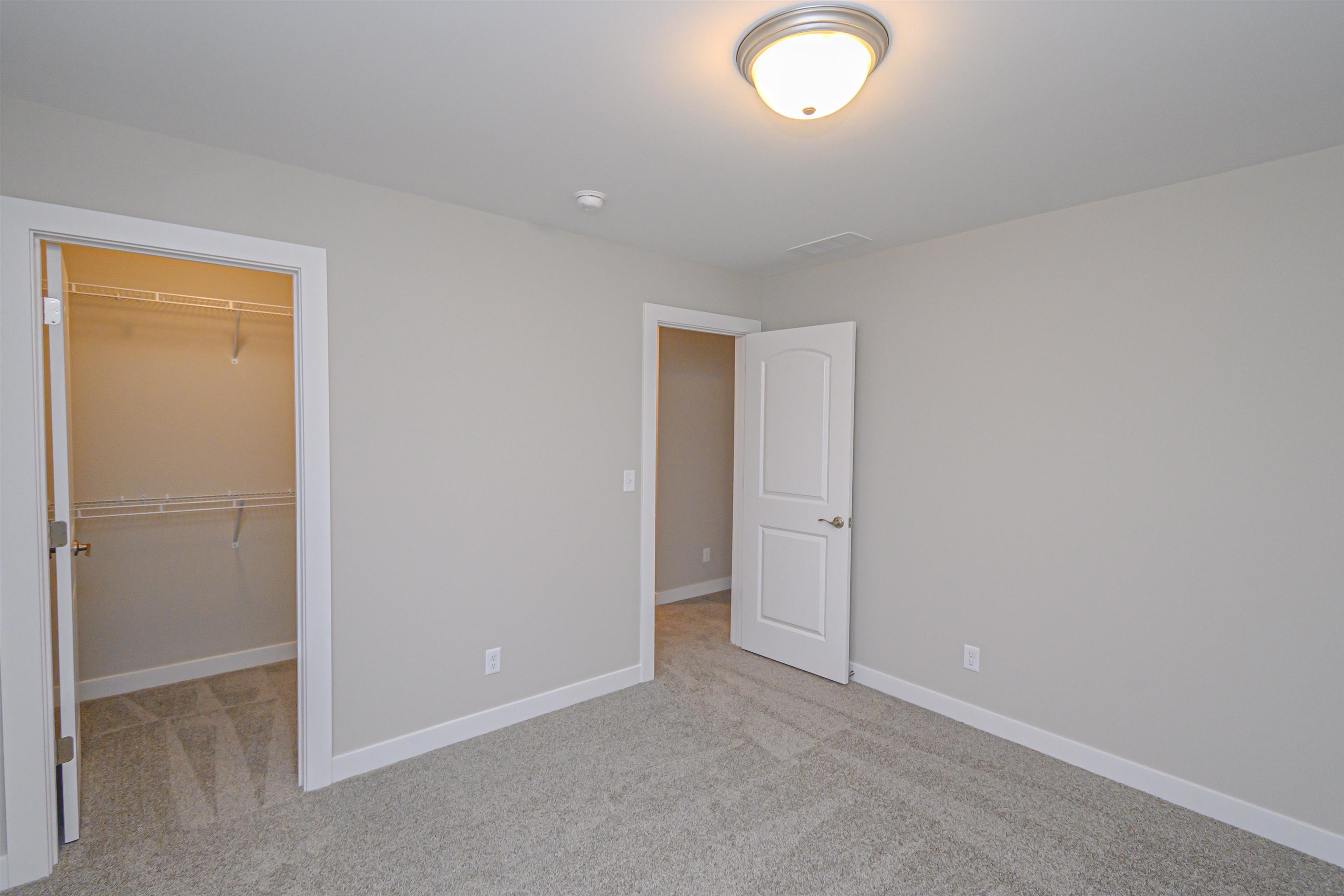 1081 Quartz Dr, Owensboro, Kentucky 42301, 5 Bedrooms Bedrooms, ,3 BathroomsBathrooms,Single Family Residence,For Sale,Quartz Dr,91286