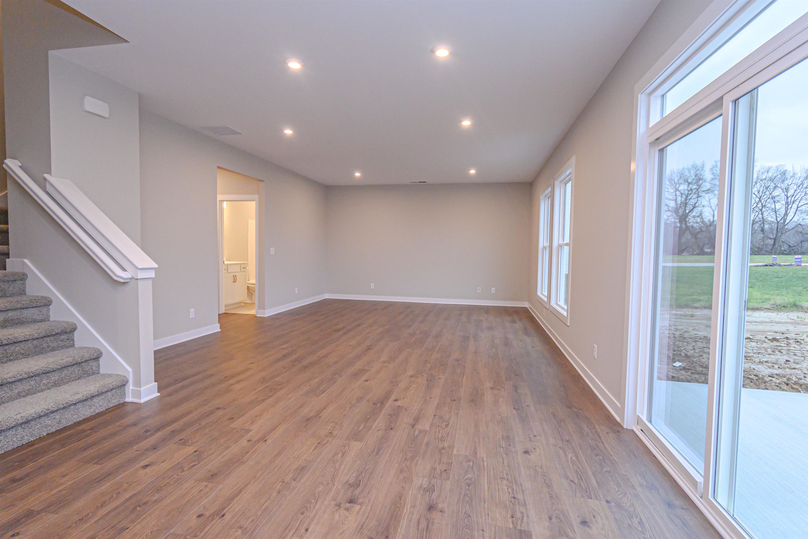 1081 Quartz Dr, Owensboro, Kentucky 42301, 5 Bedrooms Bedrooms, ,3 BathroomsBathrooms,Single Family Residence,For Sale,Quartz Dr,91286
