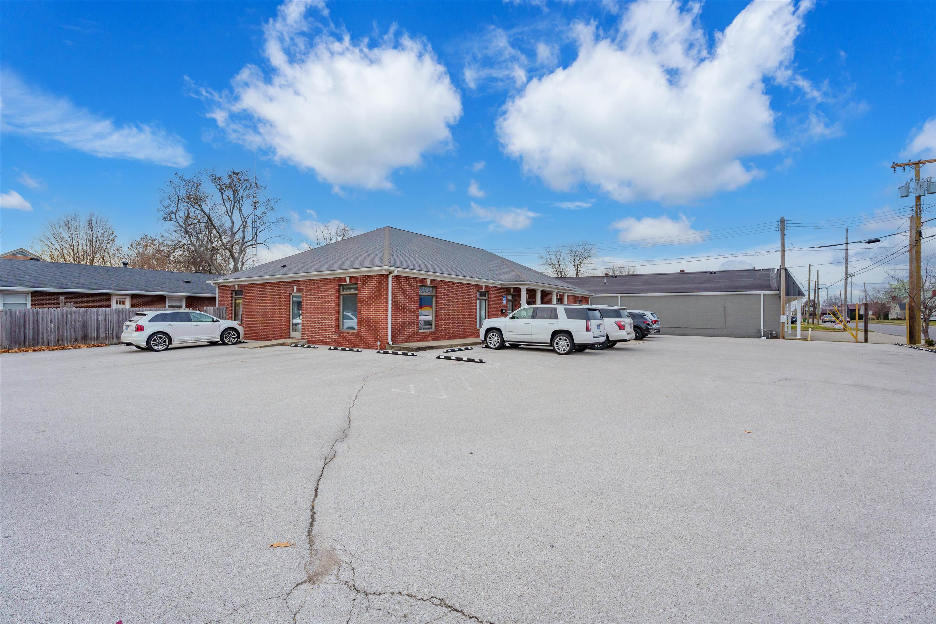 2108 Triplett Street, Owensboro, Kentucky 42303, ,Special Purpose,For Sale,Triplett Street,91287