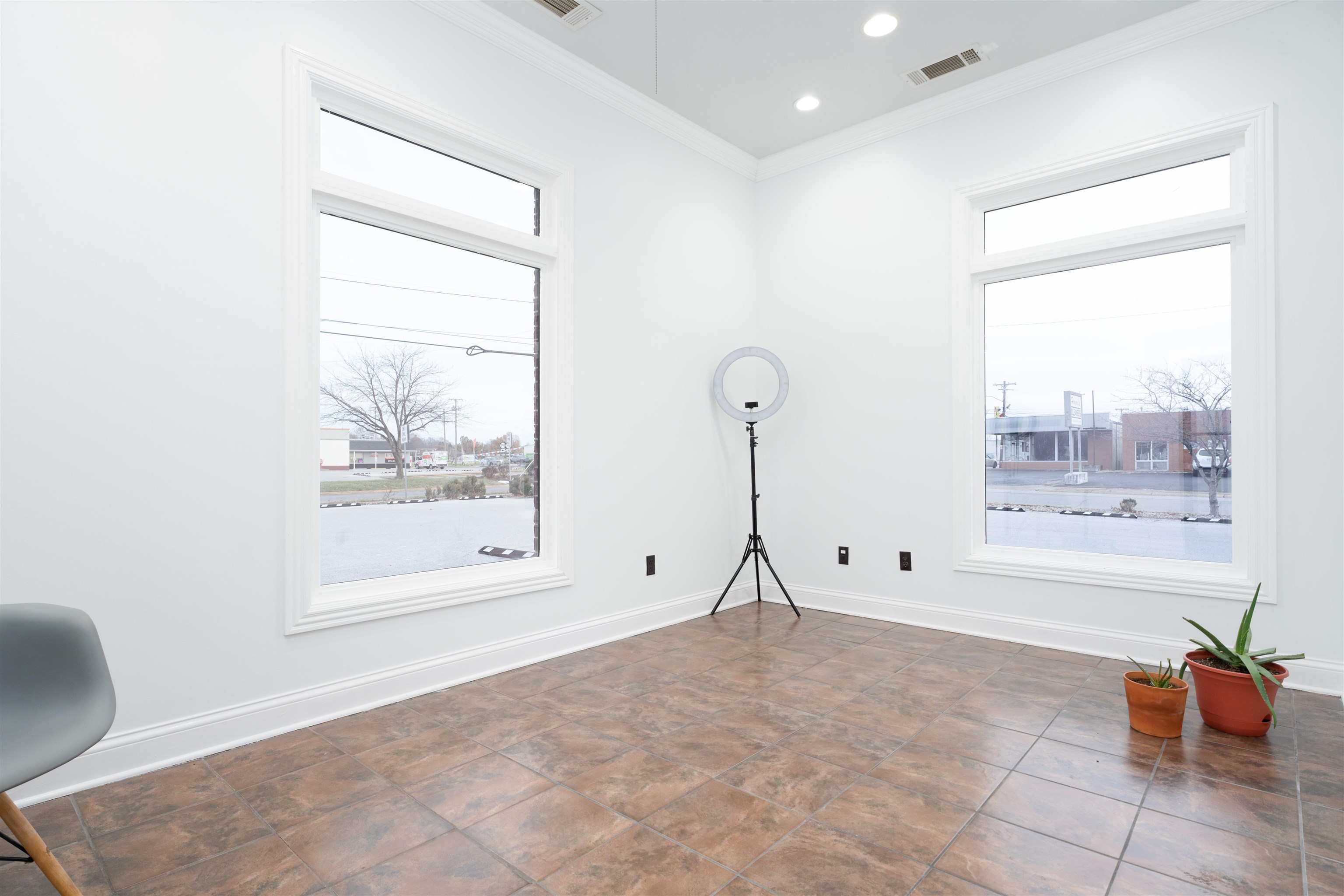 2108 Triplett Street, Owensboro, Kentucky 42303, ,Special Purpose,For Sale,Triplett Street,91287