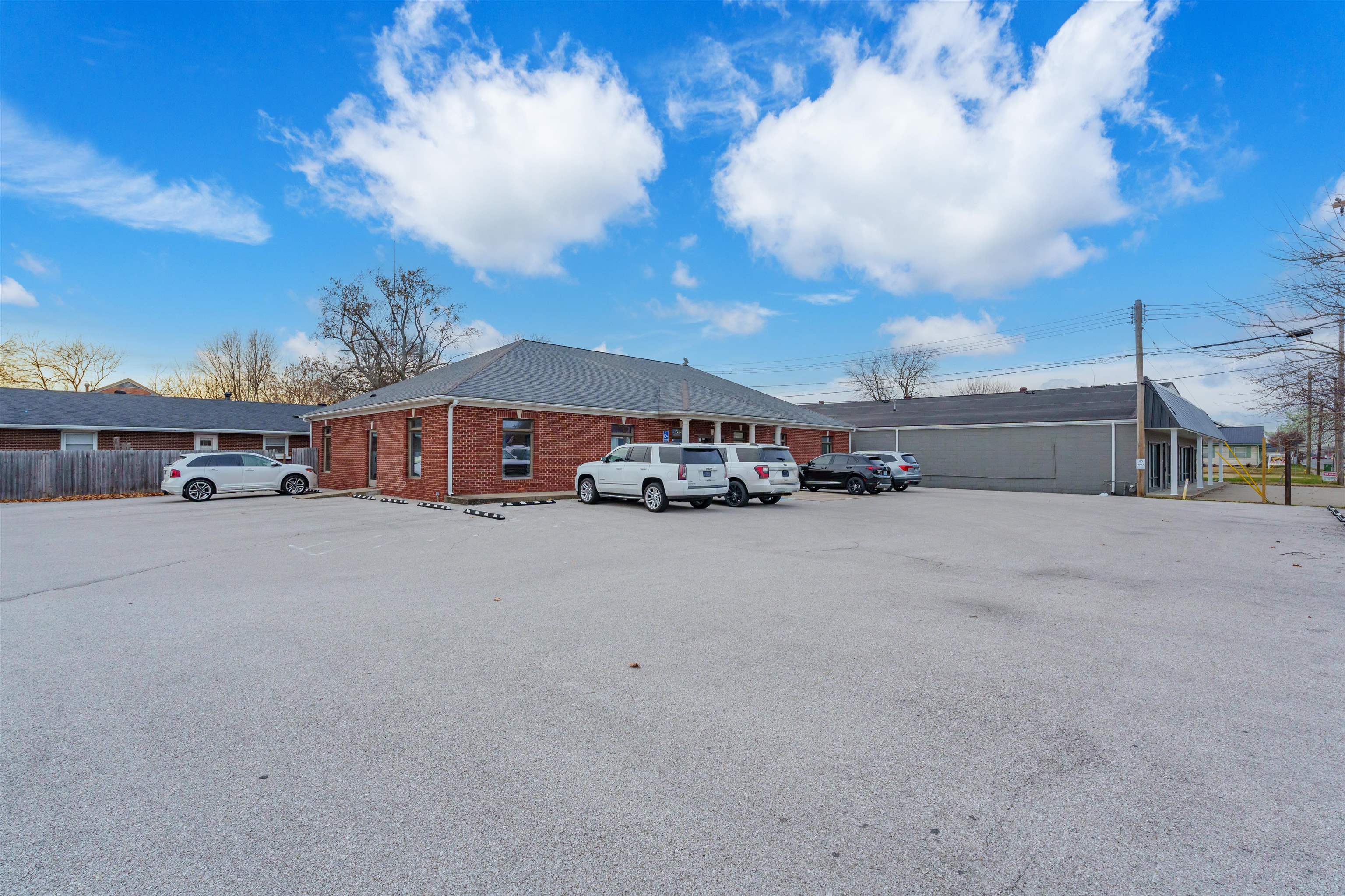 2108 Triplett Street, Owensboro, Kentucky 42303, ,Special Purpose,For Sale,Triplett Street,91287
