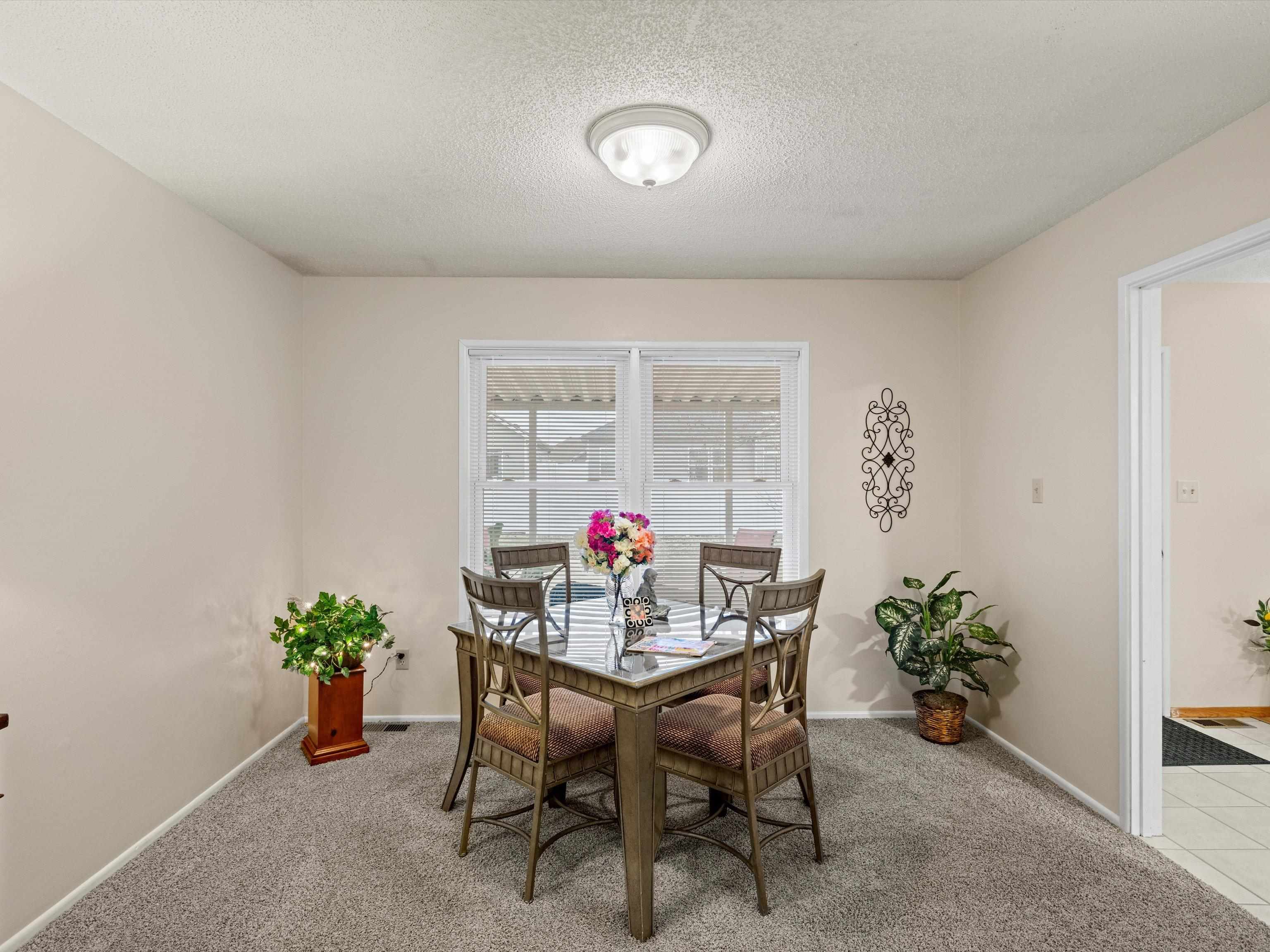 2254 Middleground Dr., Owensboro, Kentucky 42301, 3 Bedrooms Bedrooms, ,2 BathroomsBathrooms,Single Family Residence,For Sale,Middleground Dr.,91288