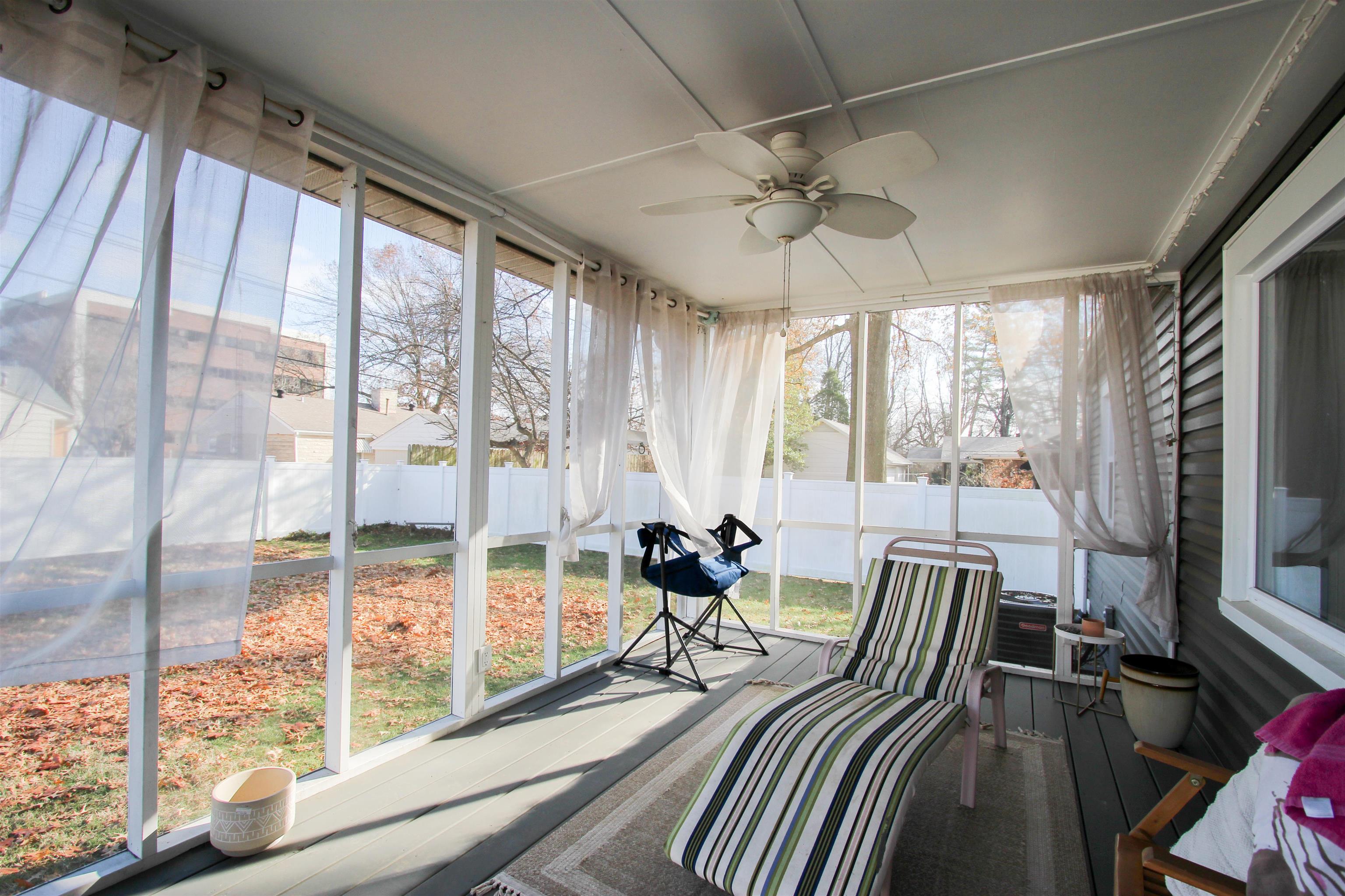 2213 Saint James Court, Owensboro, Kentucky 42301, 4 Bedrooms Bedrooms, ,2 BathroomsBathrooms,Single Family Residence,For Sale,Saint James Court,91289