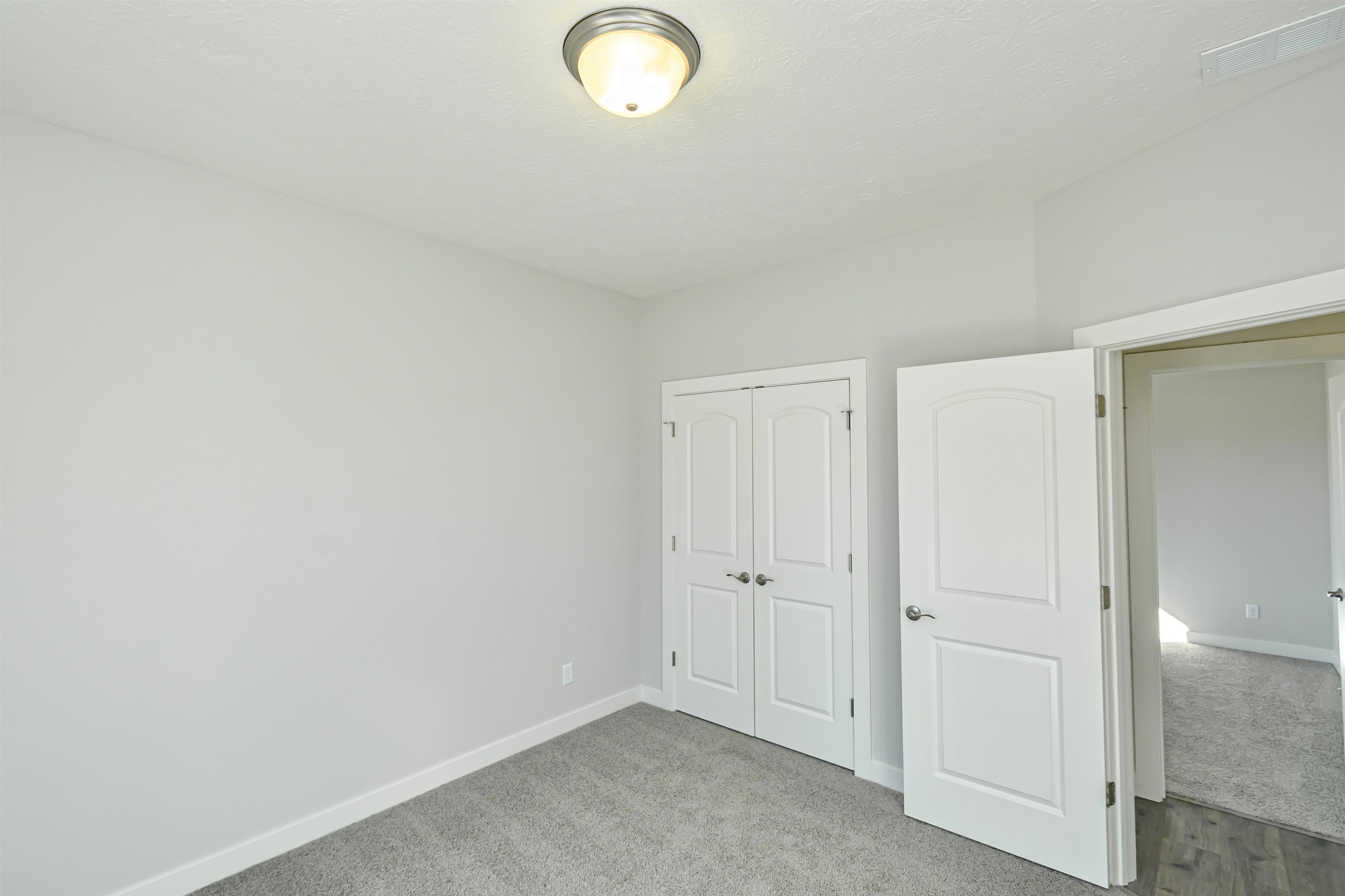 2061 Pebble Wood Drive, Owensboro, Kentucky 42303, 3 Bedrooms Bedrooms, ,2 BathroomsBathrooms,Single Family Residence,For Sale,Pebble Wood Drive,91291