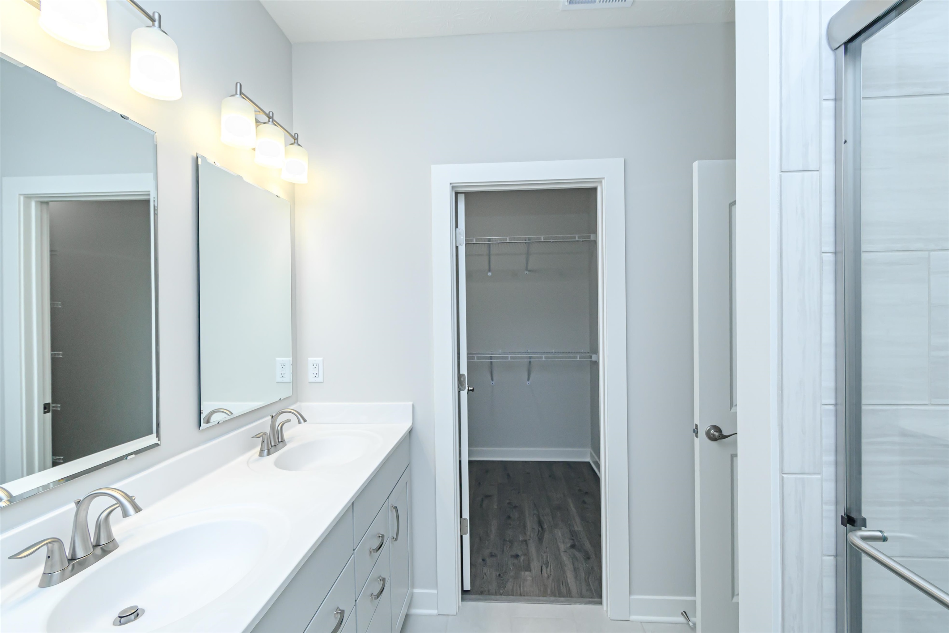 2061 Pebble Wood Drive, Owensboro, Kentucky 42303, 3 Bedrooms Bedrooms, ,2 BathroomsBathrooms,Single Family Residence,For Sale,Pebble Wood Drive,91291