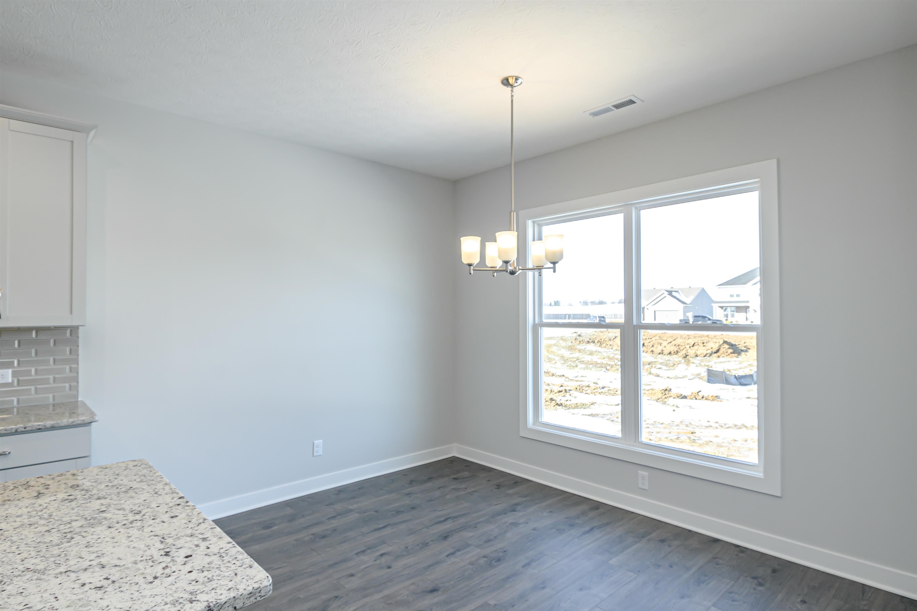 2061 Pebble Wood Drive, Owensboro, Kentucky 42303, 3 Bedrooms Bedrooms, ,2 BathroomsBathrooms,Single Family Residence,For Sale,Pebble Wood Drive,91291