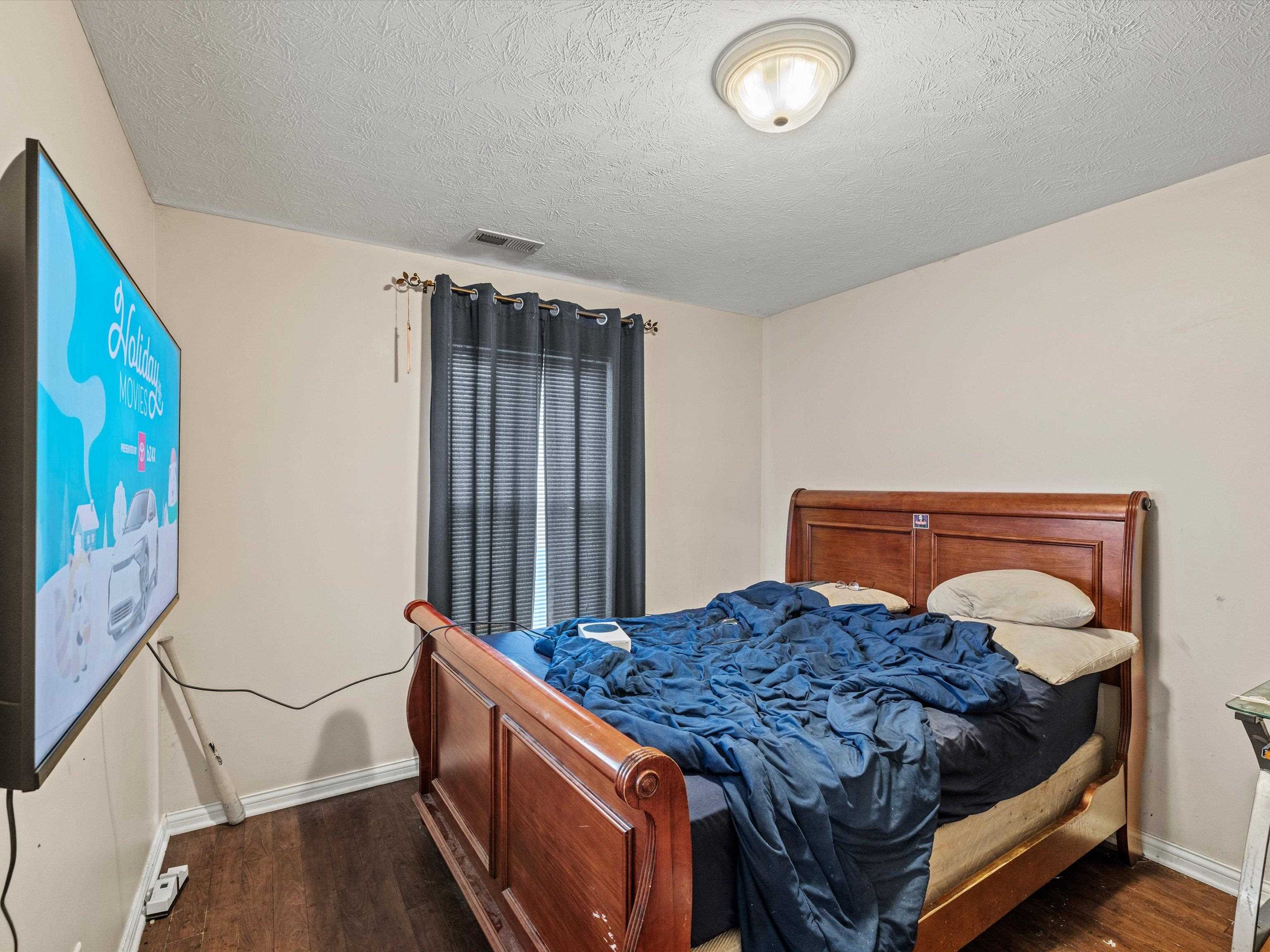 3105 Avenue of the Parks, Owensboro, Kentucky 42303, 3 Bedrooms Bedrooms, ,2 BathroomsBathrooms,Single Family Residence,For Sale,Avenue of the Parks,91293