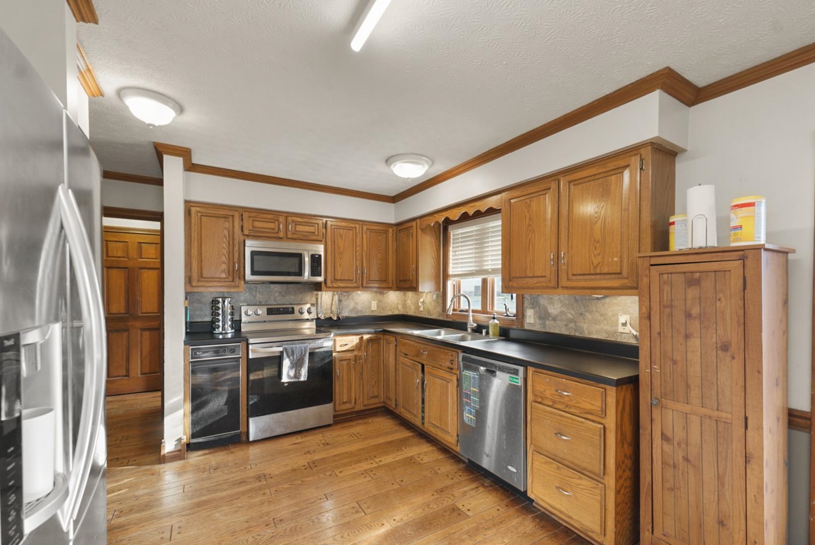 2105 Tanalee Ct, Bowling Green, Kentucky 42104, 5 Bedrooms Bedrooms, ,2 BathroomsBathrooms,Single Family Residence,For Sale,Tanalee Ct,91299