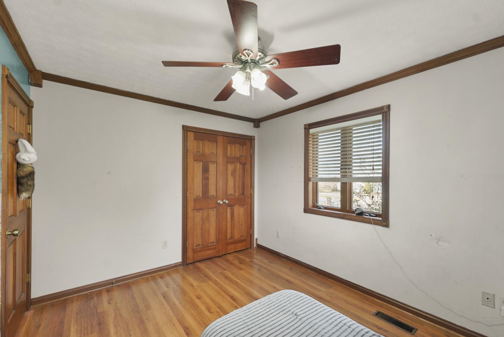 2105 Tanalee Ct, Bowling Green, Kentucky 42104, 5 Bedrooms Bedrooms, ,2 BathroomsBathrooms,Single Family Residence,For Sale,Tanalee Ct,91299