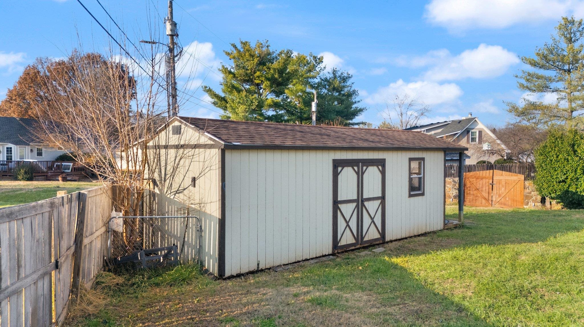 2105 Tanalee Ct, Bowling Green, Kentucky 42104, 5 Bedrooms Bedrooms, ,2 BathroomsBathrooms,Single Family Residence,For Sale,Tanalee Ct,91299