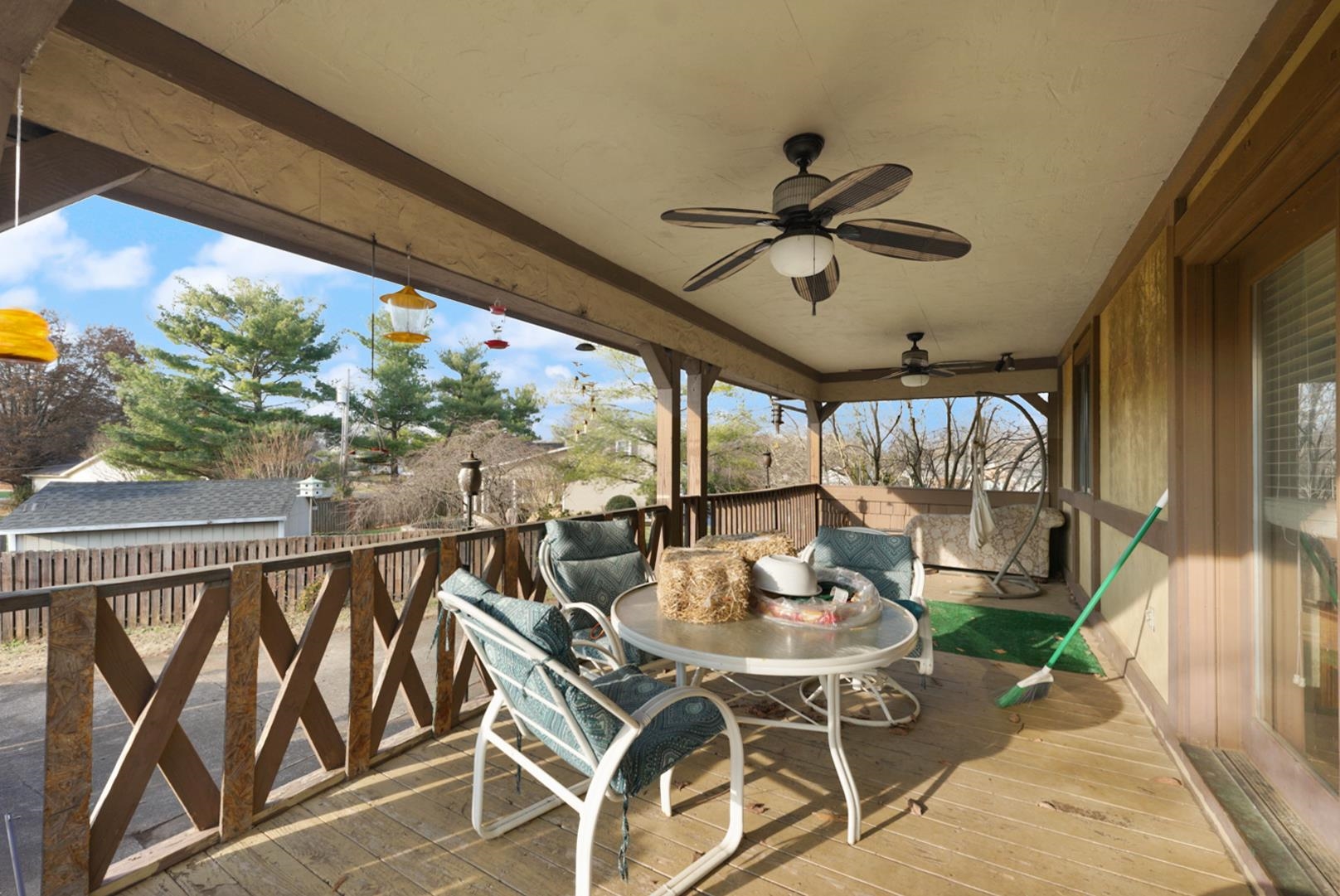 2105 Tanalee Ct, Bowling Green, Kentucky 42104, 5 Bedrooms Bedrooms, ,2 BathroomsBathrooms,Single Family Residence,For Sale,Tanalee Ct,91299
