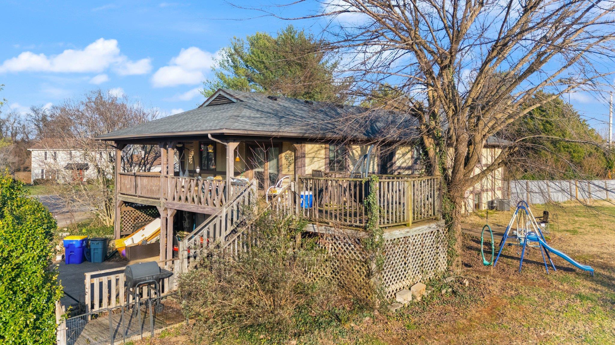2105 Tanalee Ct, Bowling Green, Kentucky 42104, 5 Bedrooms Bedrooms, ,2 BathroomsBathrooms,Single Family Residence,For Sale,Tanalee Ct,91299