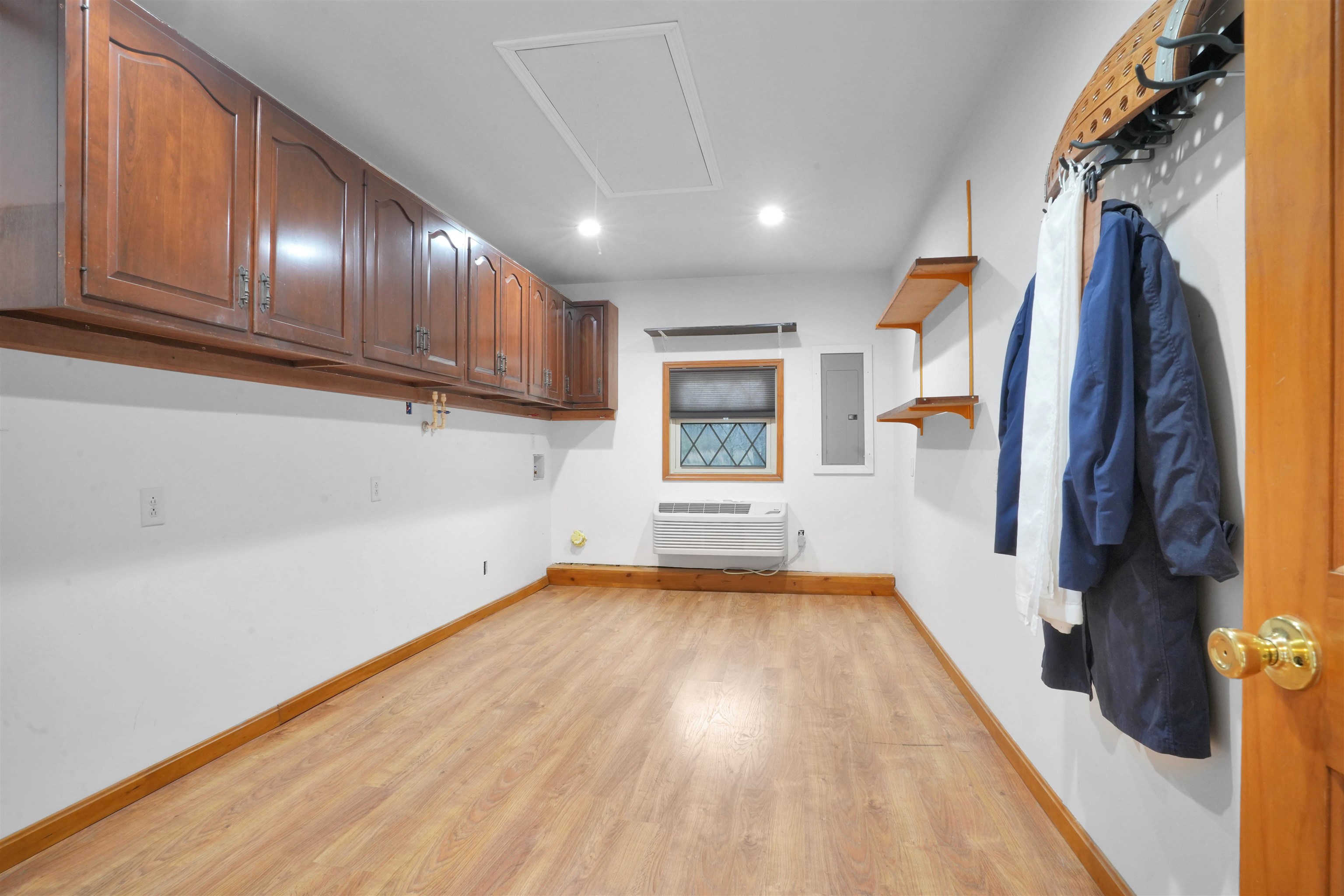 1390 Old State Road 65, Princeton, Indiana 47670, 3 Bedrooms Bedrooms, ,2 BathroomsBathrooms,Single Family Residence,For Sale,Old State Road 65,91310