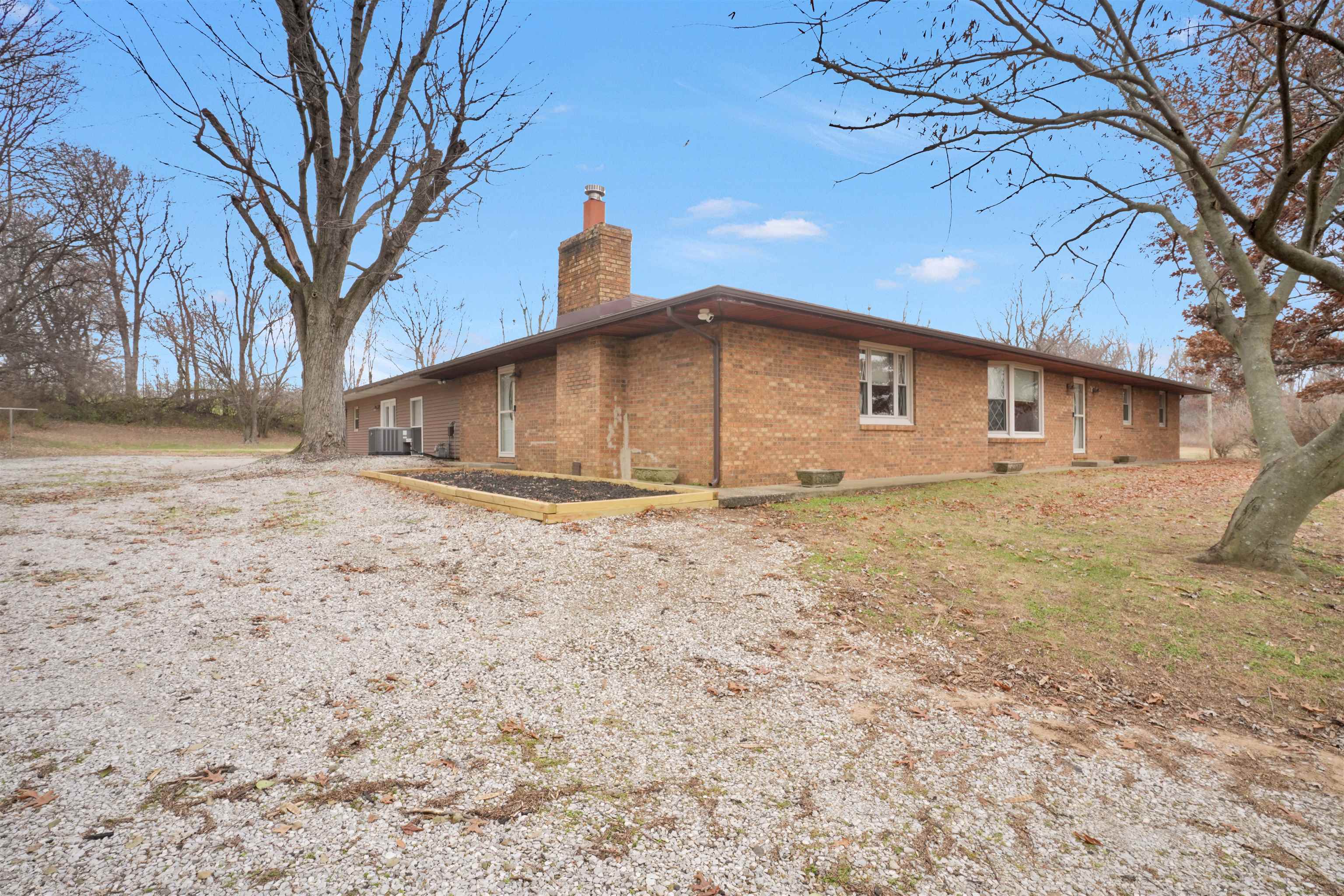 1390 Old State Road 65, Princeton, Indiana 47670, 3 Bedrooms Bedrooms, ,2 BathroomsBathrooms,Single Family Residence,For Sale,Old State Road 65,91310