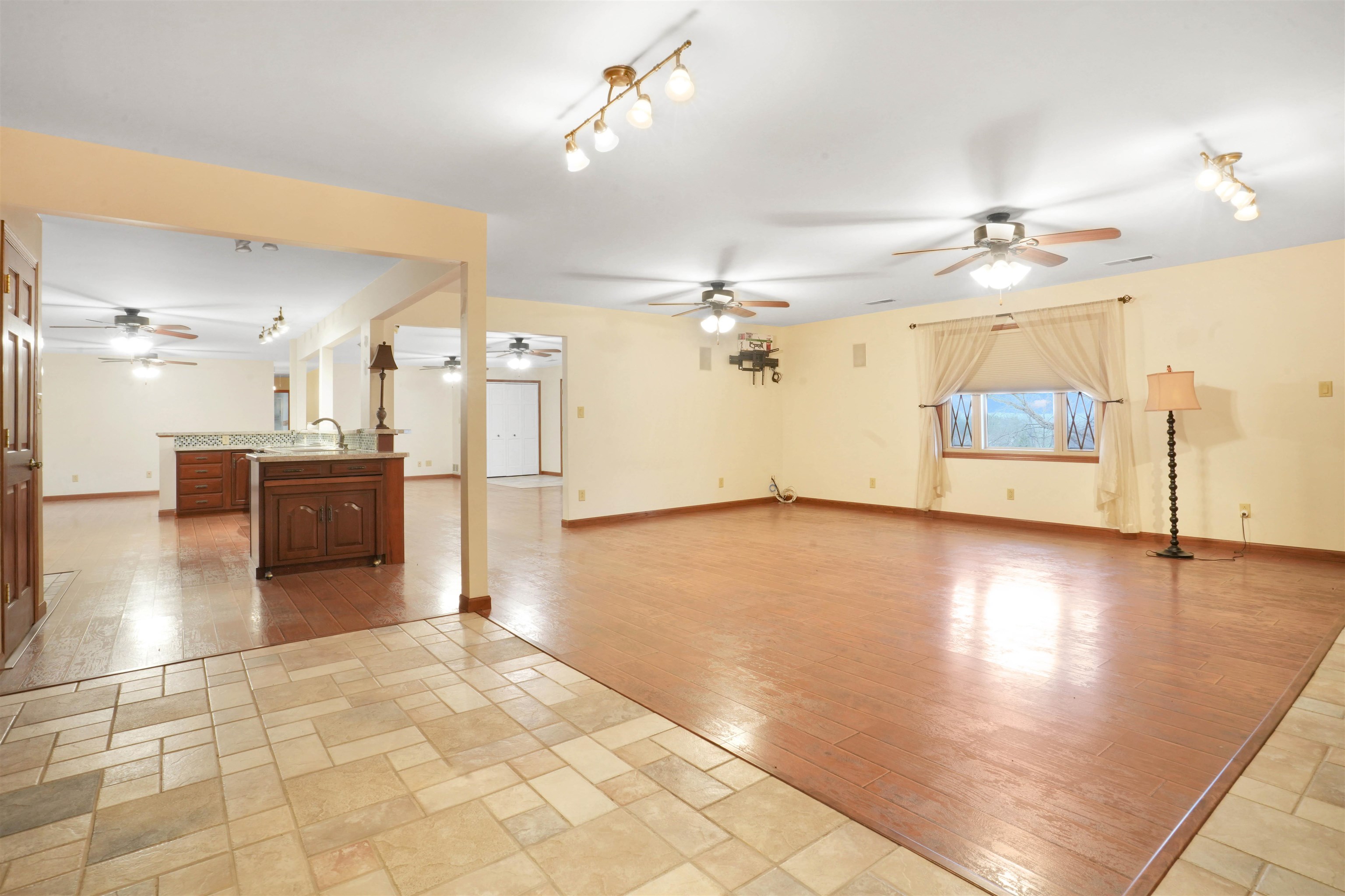 1390 Old State Road 65, Princeton, Indiana 47670, 3 Bedrooms Bedrooms, ,2 BathroomsBathrooms,Single Family Residence,For Sale,Old State Road 65,91310