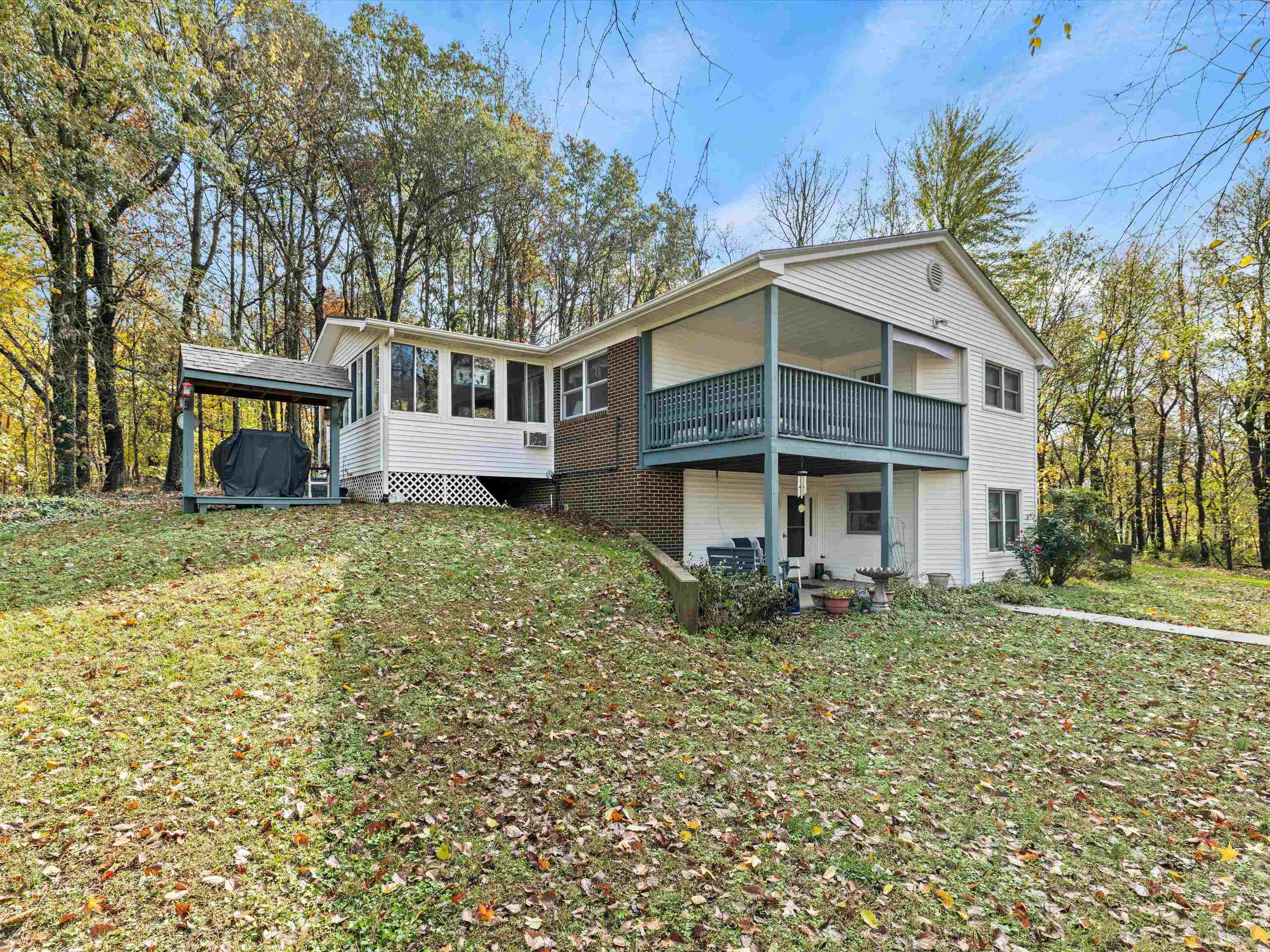 7025 Masonville Habit Rd, Owensboro, Kentucky 42366, 5 Bedrooms Bedrooms, ,2 BathroomsBathrooms,Single Family Residence,For Sale,Masonville Habit Rd,91316