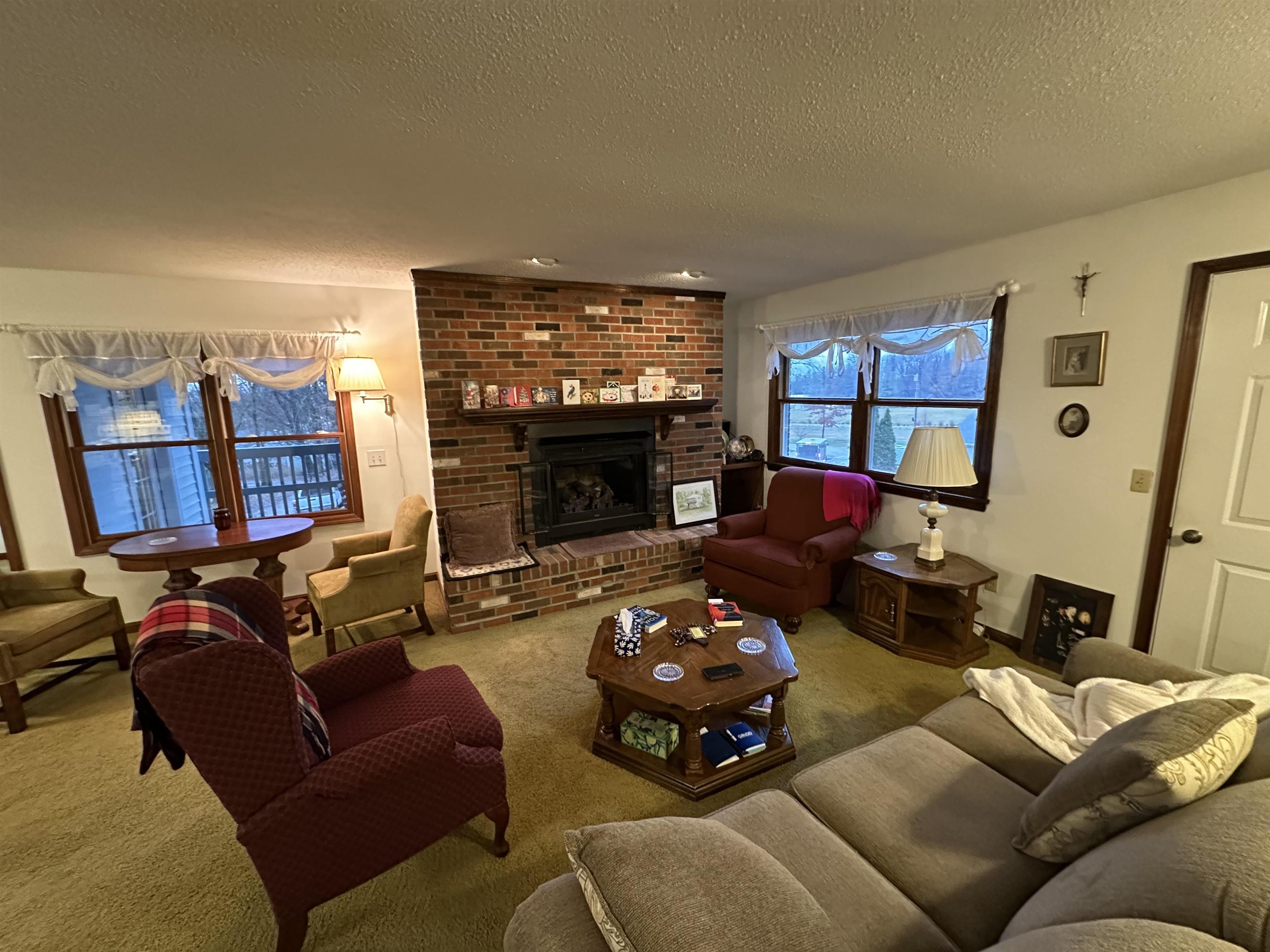 7025 Masonville Habit Rd, Owensboro, Kentucky 42366, 5 Bedrooms Bedrooms, ,2 BathroomsBathrooms,Single Family Residence,For Sale,Masonville Habit Rd,91316