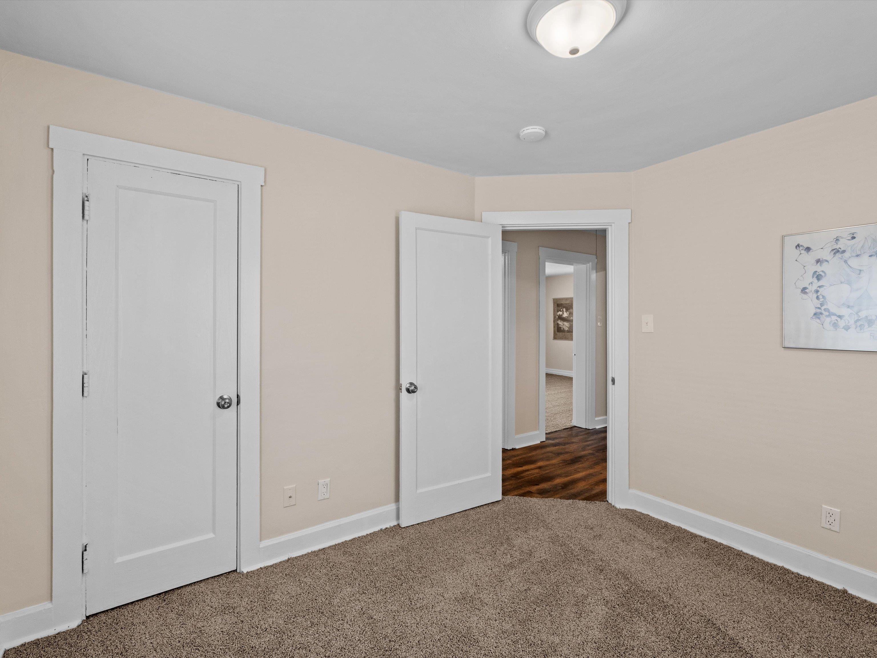 423 East 27th, Owensboro, Kentucky 42303, 3 Bedrooms Bedrooms, ,1 BathroomBathrooms,Single Family Residence,For Sale,East 27th,91317
