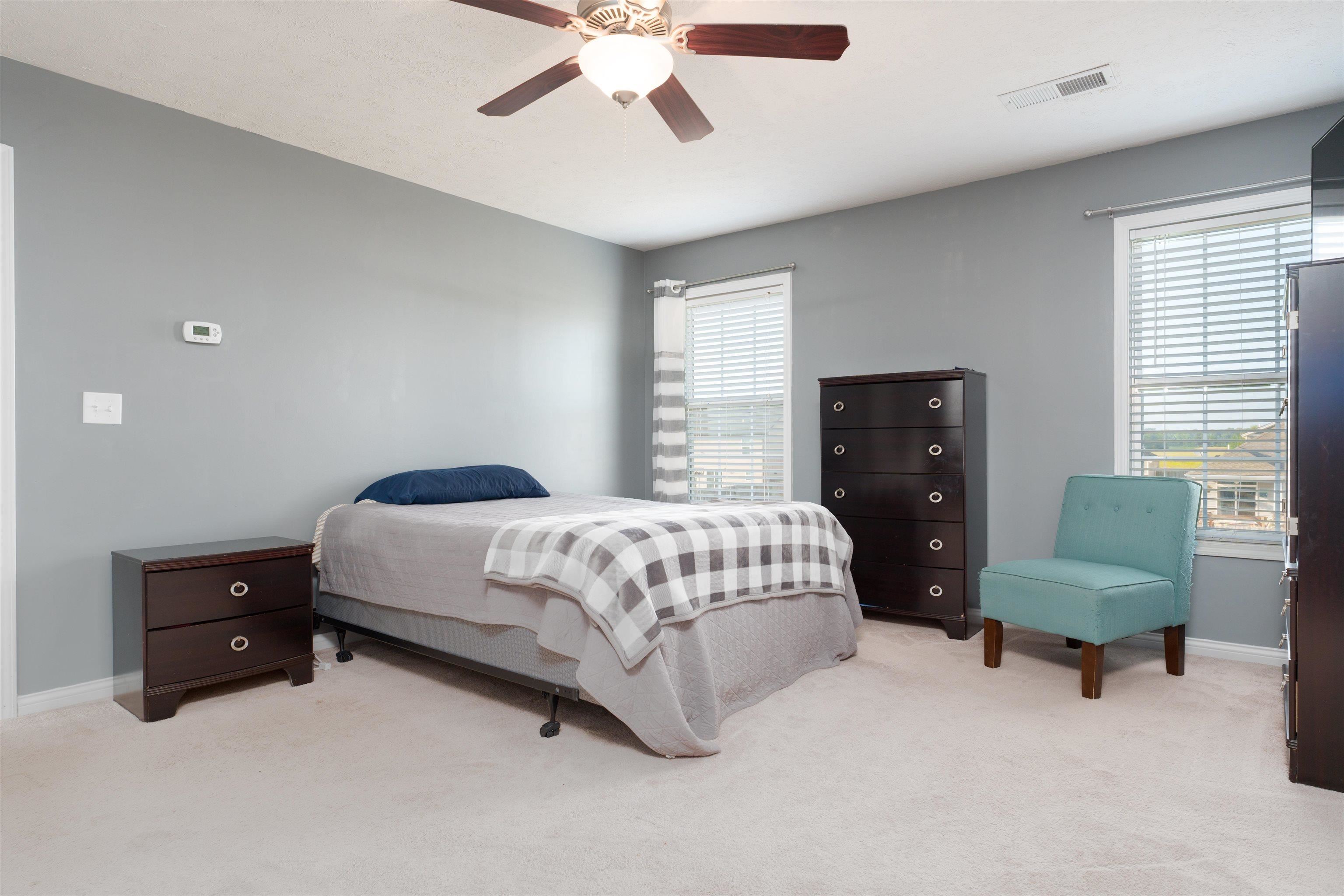 5551 Goldenrod Ln, Owensboro, Kentucky 42301, 4 Bedrooms Bedrooms, ,2 BathroomsBathrooms,Single Family Residence,For Sale,Goldenrod Ln,91320