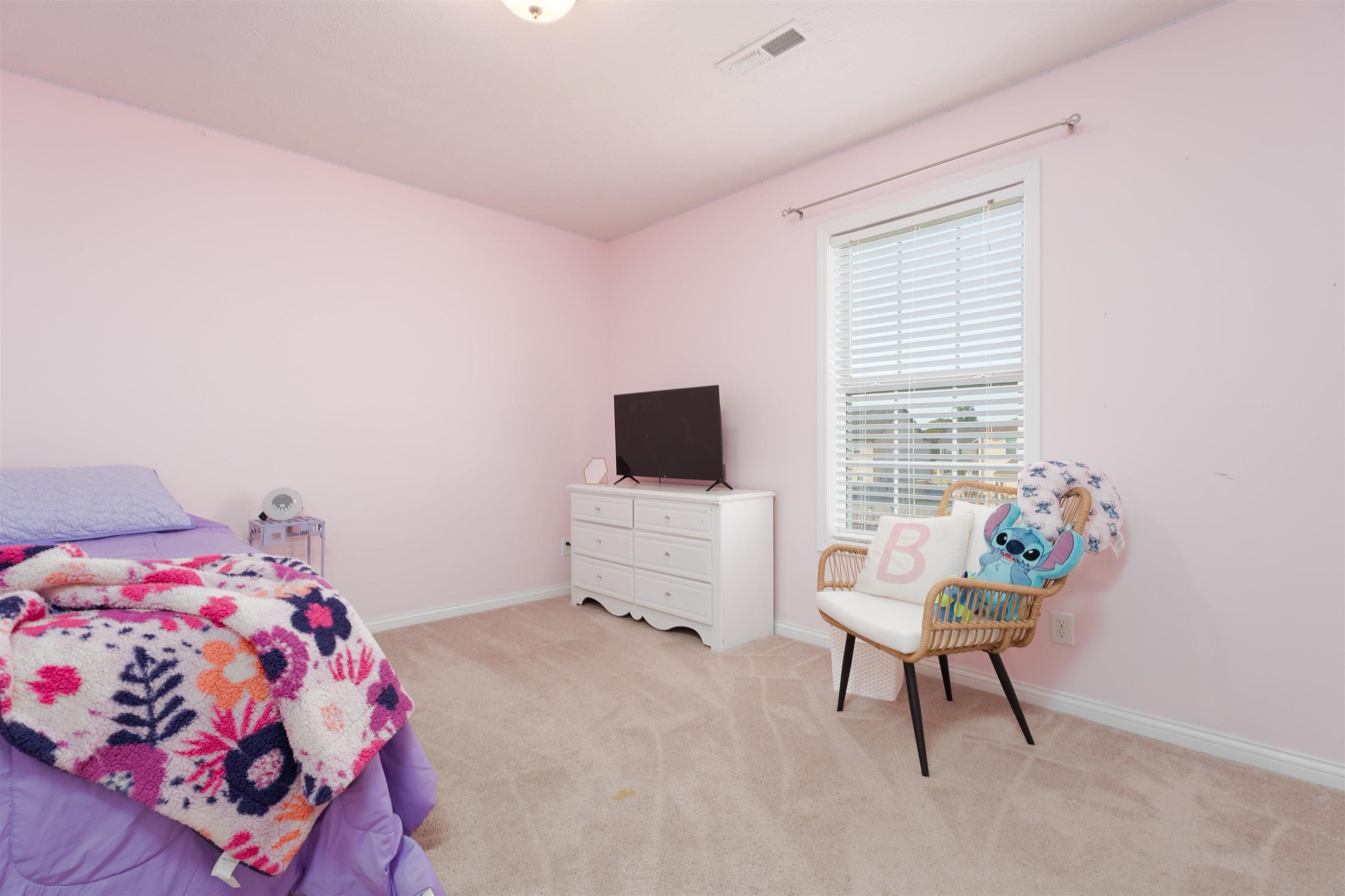 5551 Goldenrod Ln, Owensboro, Kentucky 42301, 4 Bedrooms Bedrooms, ,2 BathroomsBathrooms,Single Family Residence,For Sale,Goldenrod Ln,91320