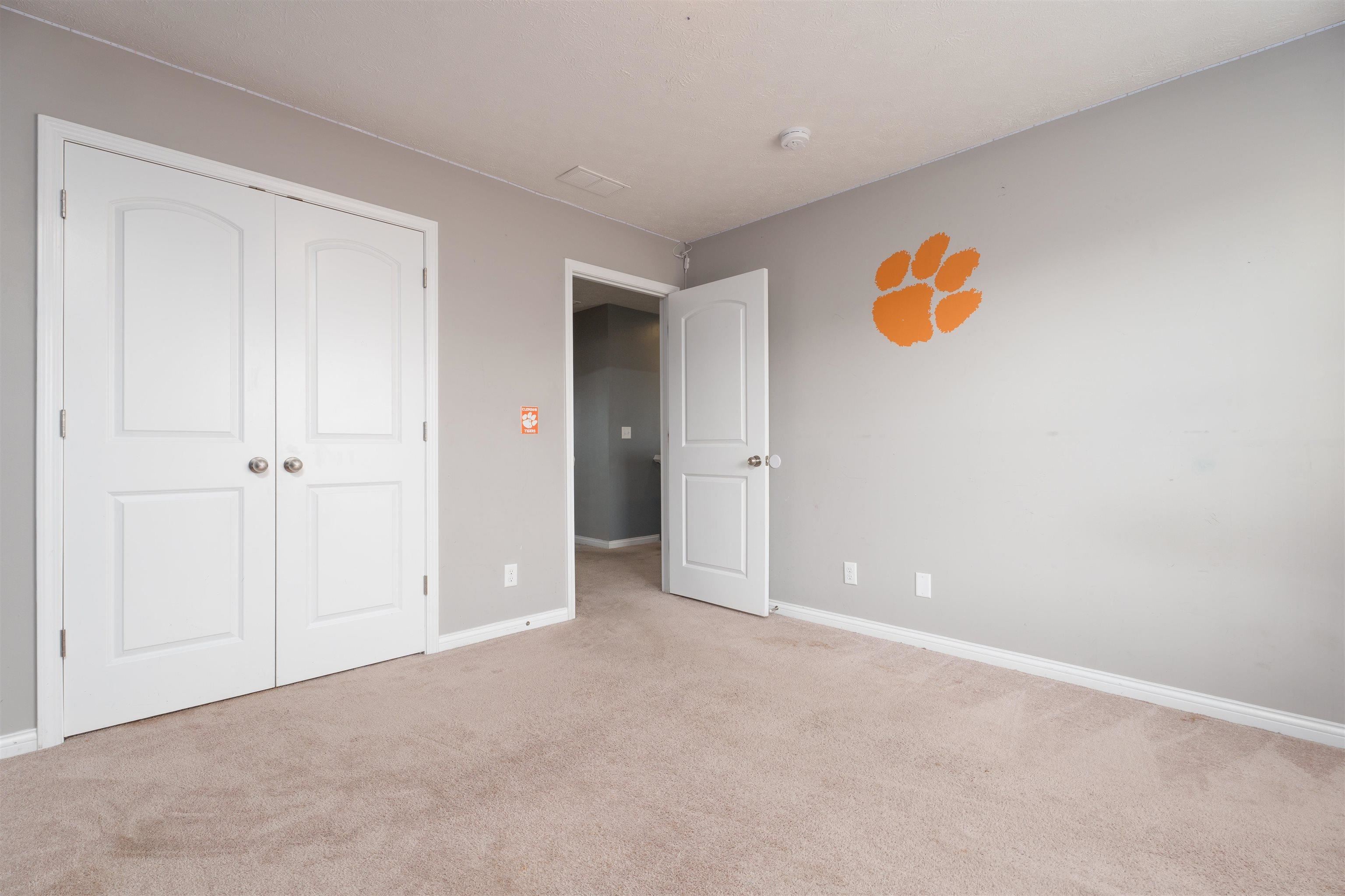5551 Goldenrod Ln, Owensboro, Kentucky 42301, 4 Bedrooms Bedrooms, ,2 BathroomsBathrooms,Single Family Residence,For Sale,Goldenrod Ln,91320