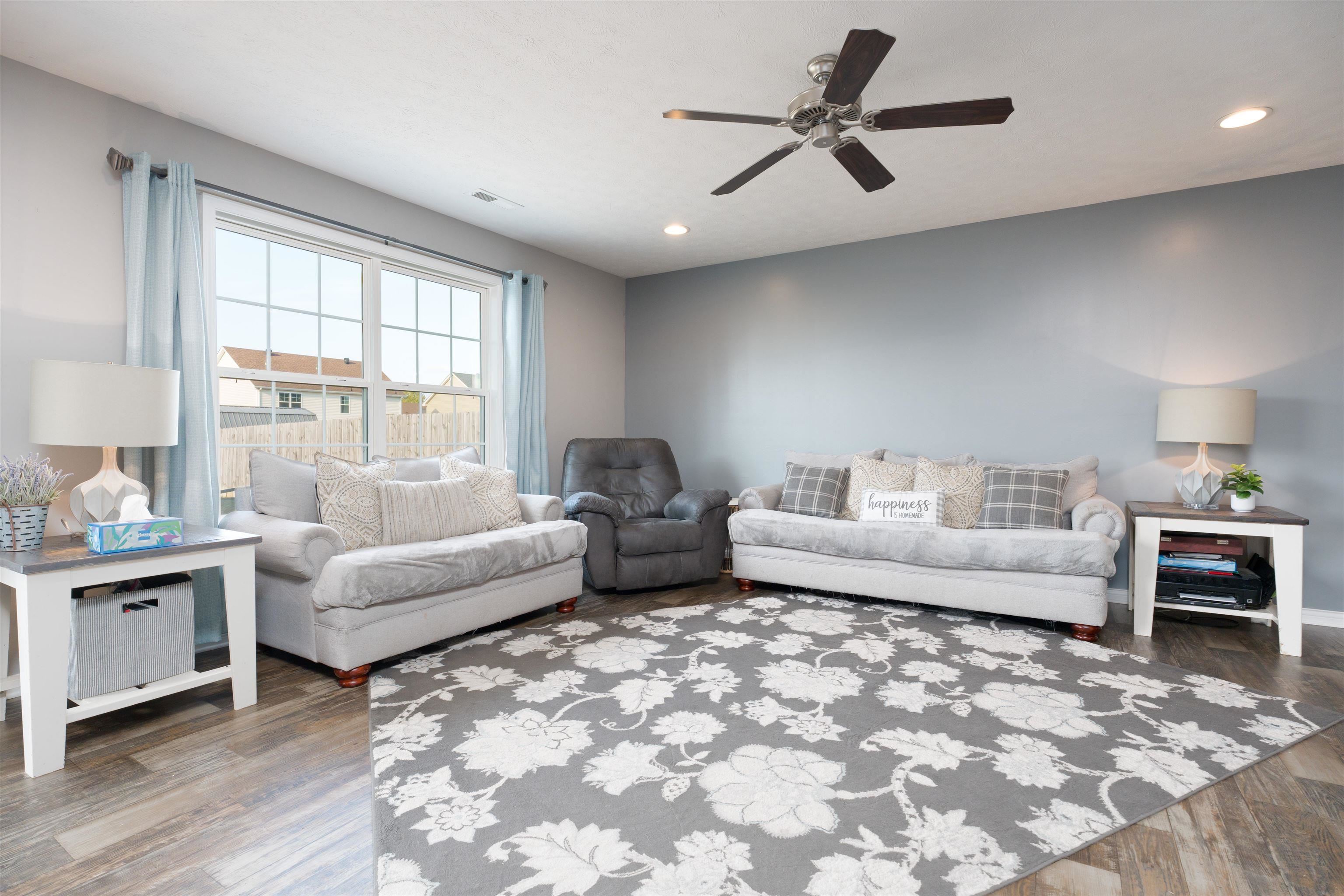 5551 Goldenrod Ln, Owensboro, Kentucky 42301, 4 Bedrooms Bedrooms, ,2 BathroomsBathrooms,Single Family Residence,For Sale,Goldenrod Ln,91320