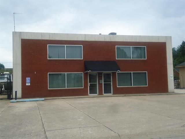1706 J R Miller Boulevard, Owensboro, Kentucky 42303, ,Retail,For Sale,J R Miller Boulevard,91325